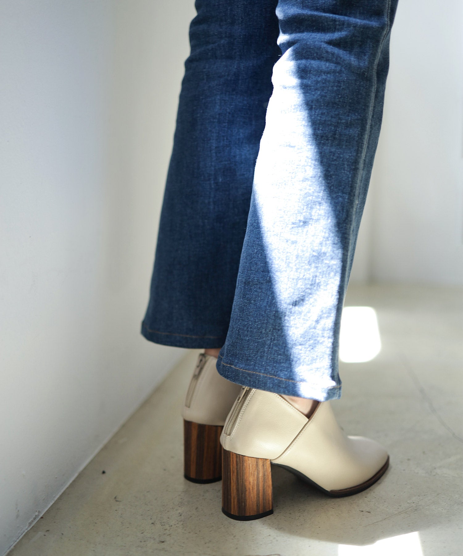 SESTO Wood Heel Booties