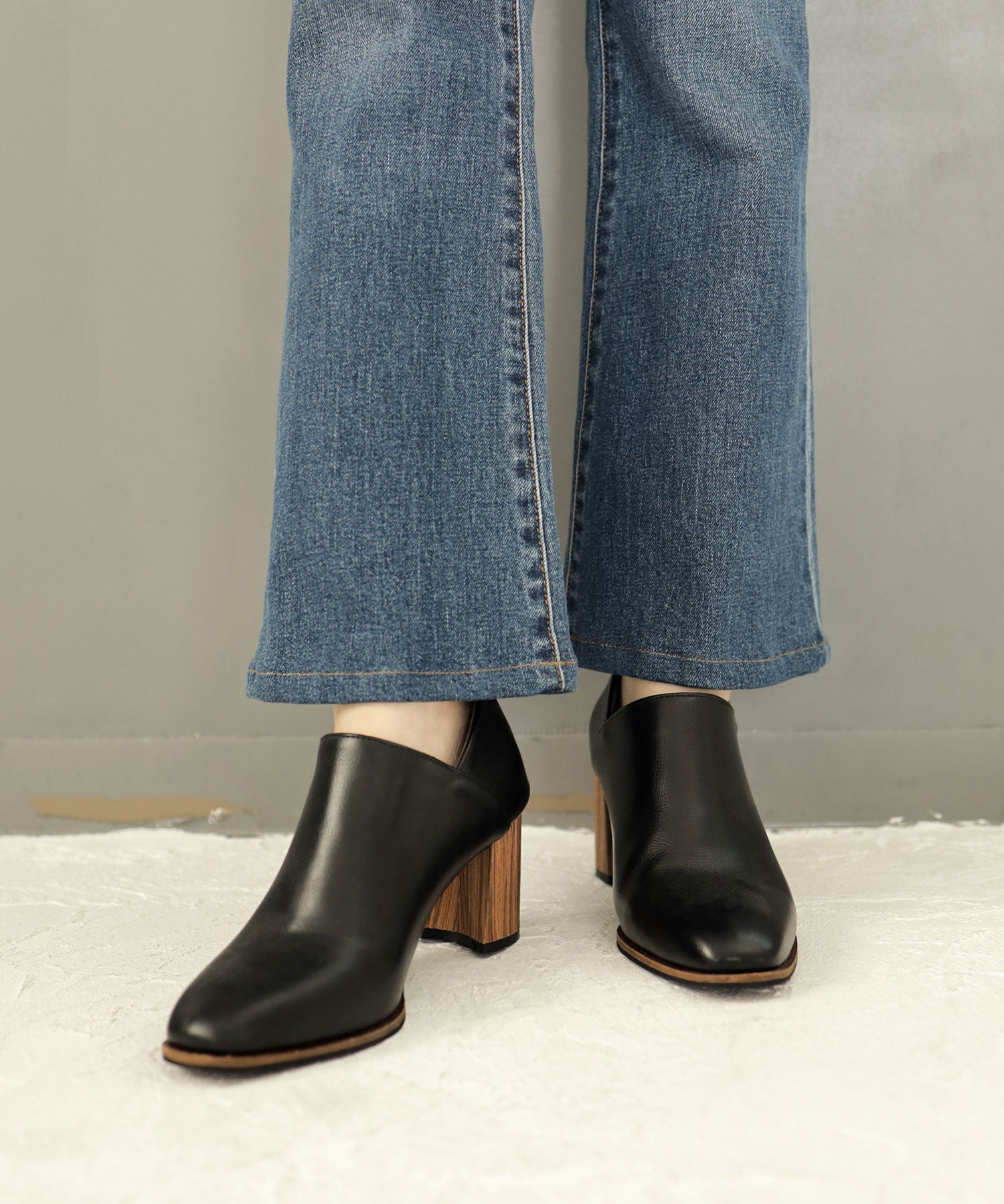SESTO Wood Heel Booties