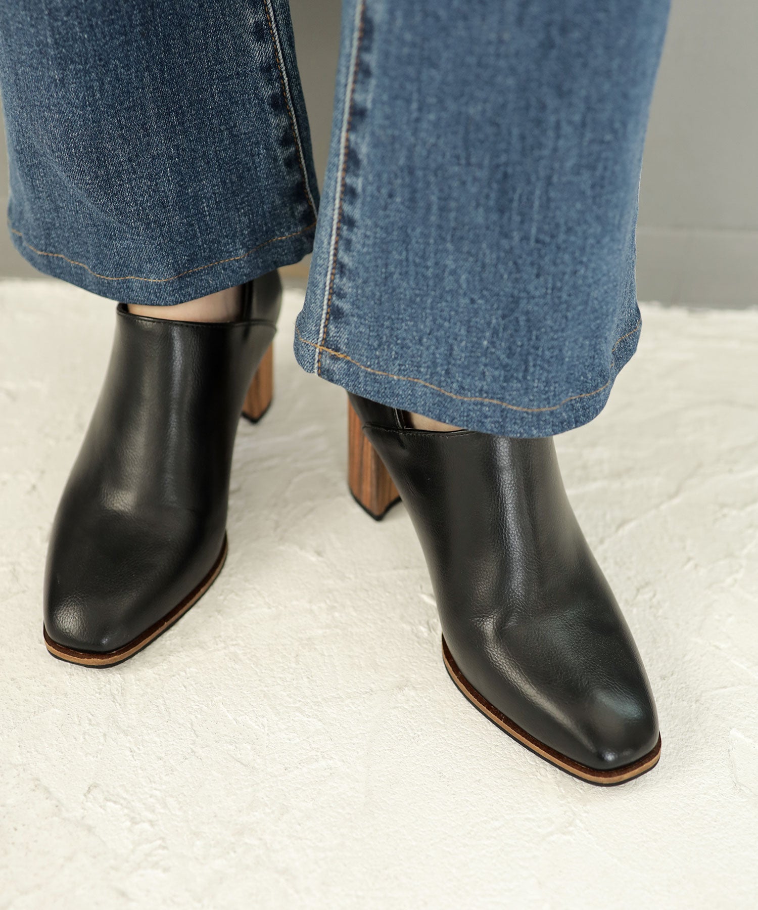 SESTO Wood Heel Booties