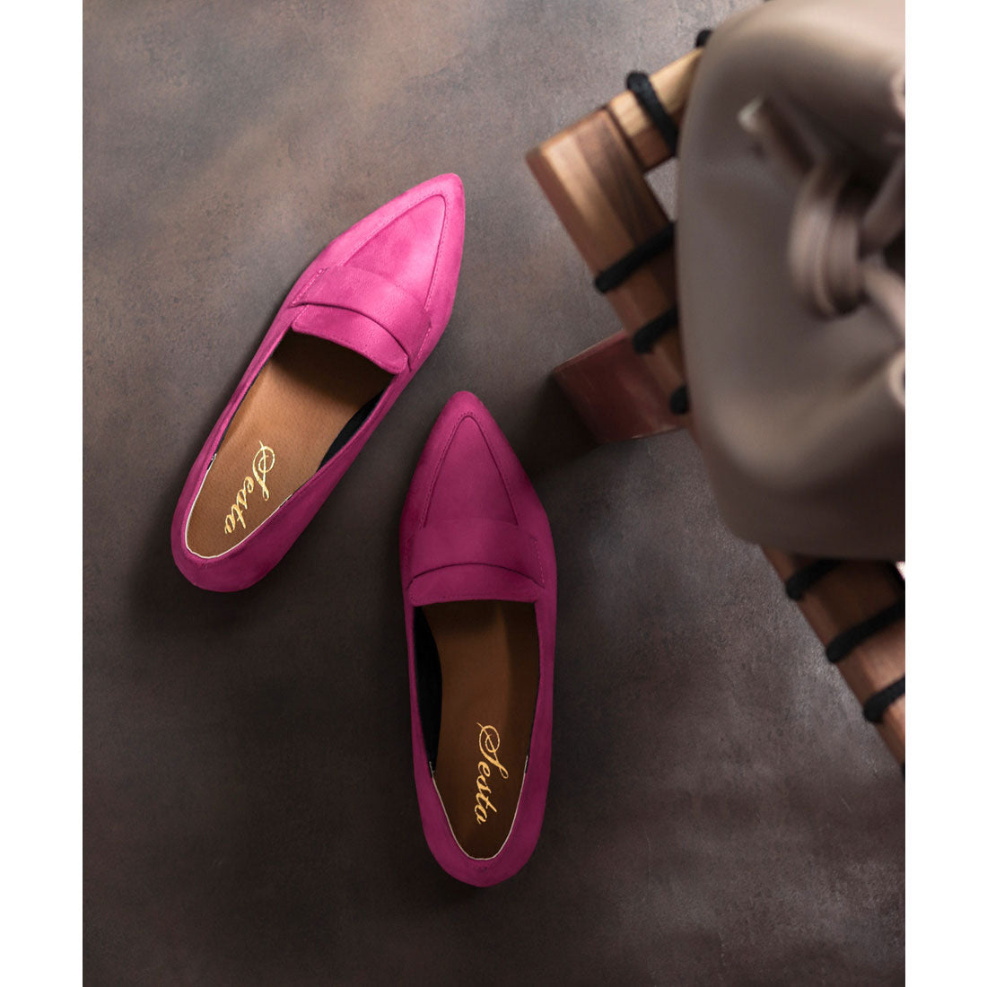 セスト SESTO ポインテッドトゥローヒールローファーパンプス,ピンク