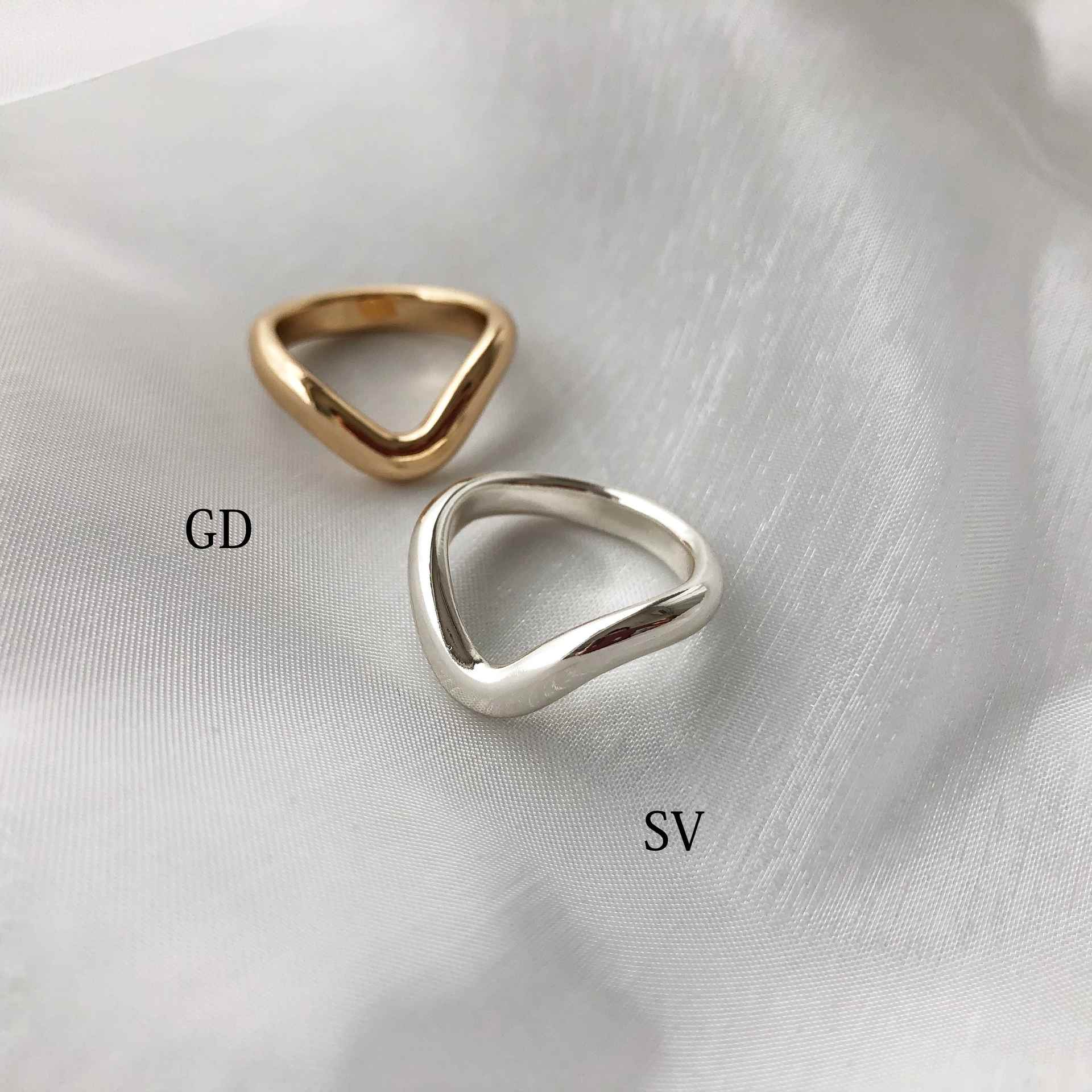 Seasuki Wave Ring