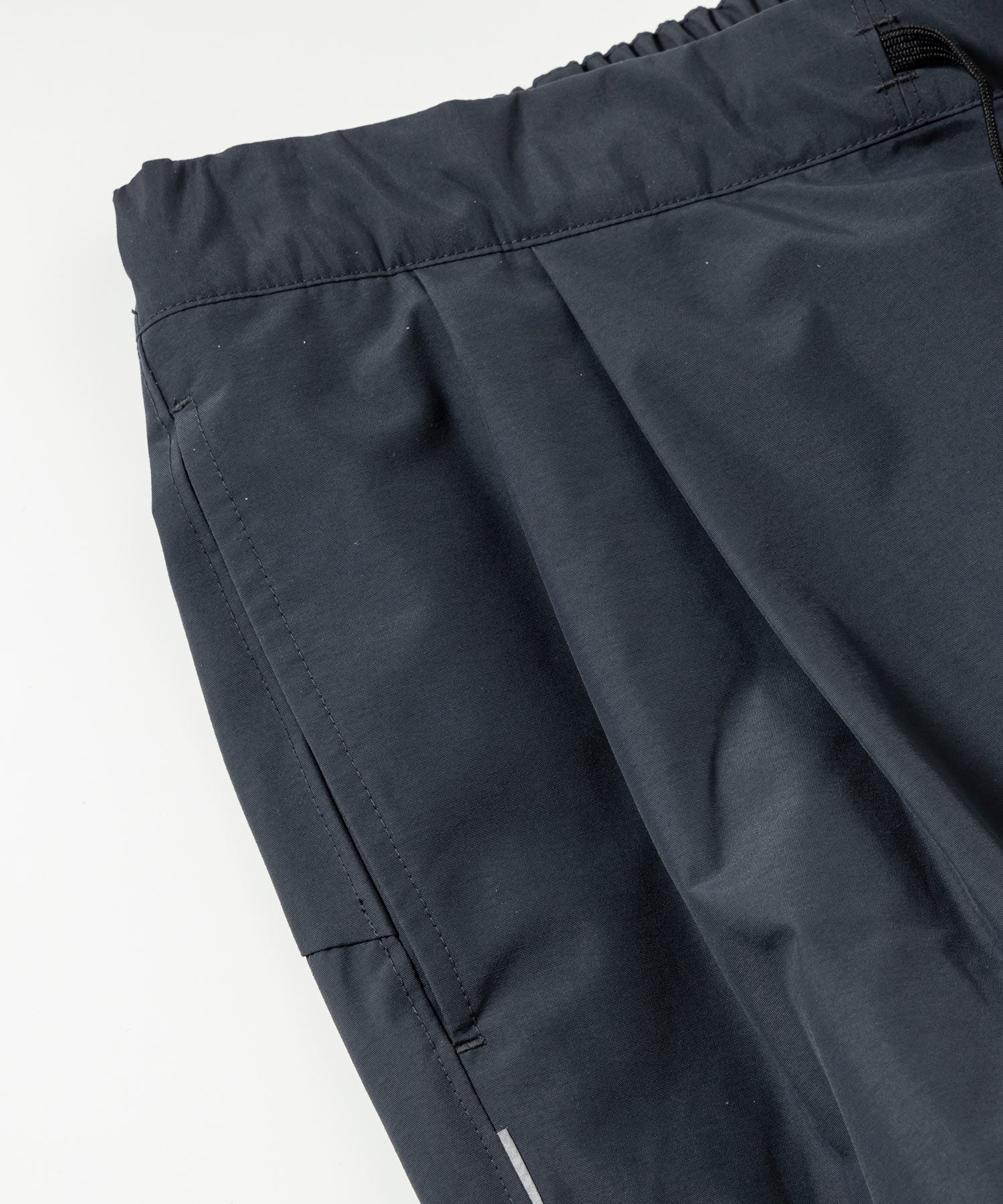 プラスフェニックス +phenix WEATHER PROOF OVER PANTS ウェザープルーフオーバーパンツ by GORE TEX LABS ゴアテックス（防風 / 耐水) （ブラック） ブラック