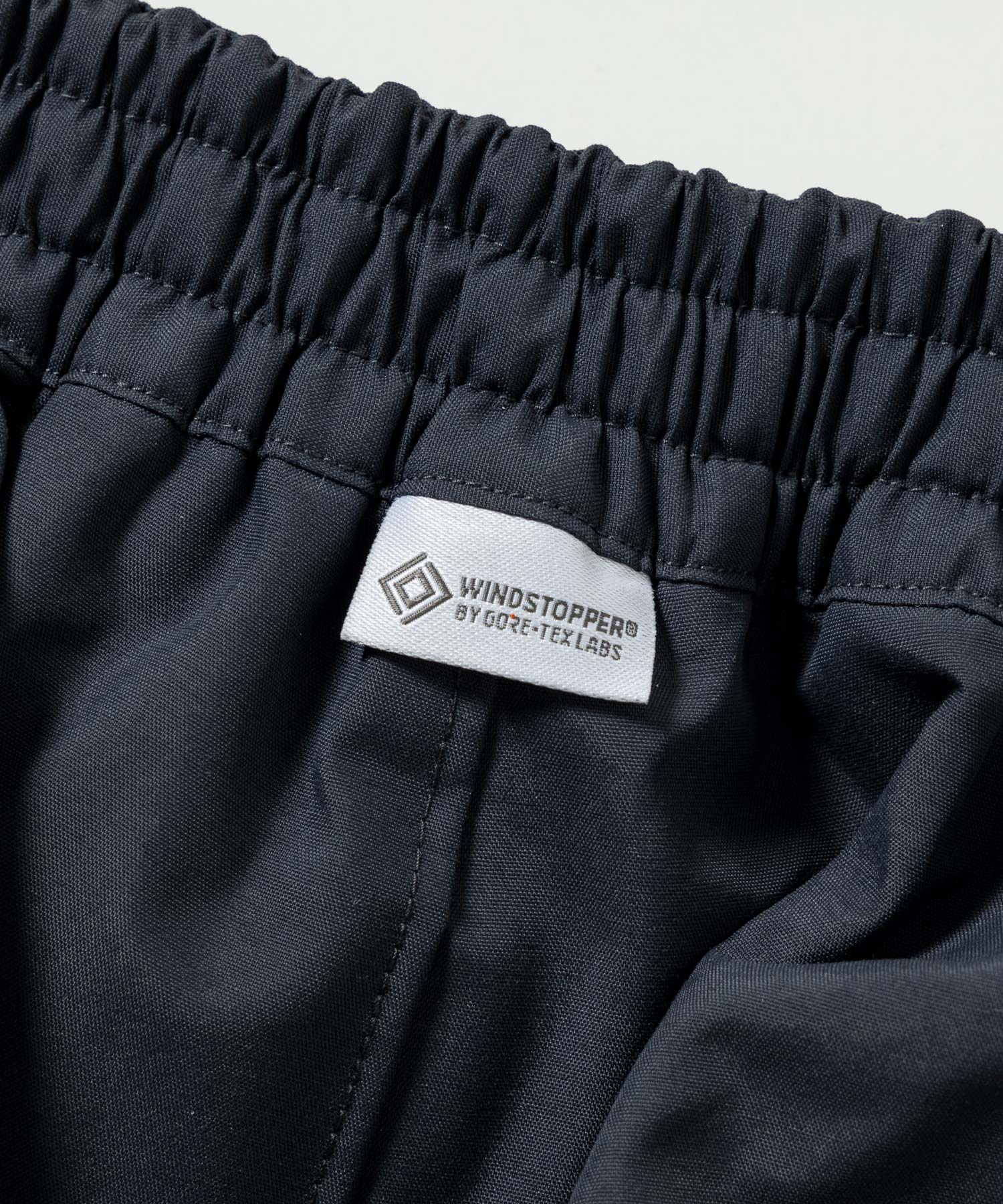 プラスフェニックス +phenix WEATHER PROOF OVER PANTS ウェザープルーフオーバーパンツ by GORE TEX LABS ゴアテックス（防風 / 耐水) （ブラック） ブラック