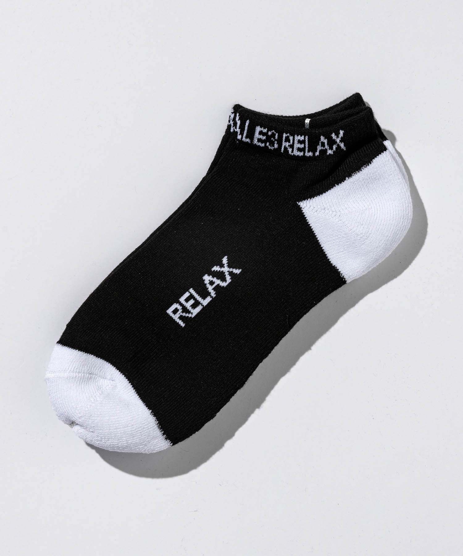 ウノ ピゥ ウノ ウグァーレ トレ リラックス 1PIU1UGUALE3 RELAX 1PIU1UGUALE3 RELAX(ウノピゥウノウグァーレトレ)ロゴパイルアンクルソックス 靴下 （ブラック） ブラック