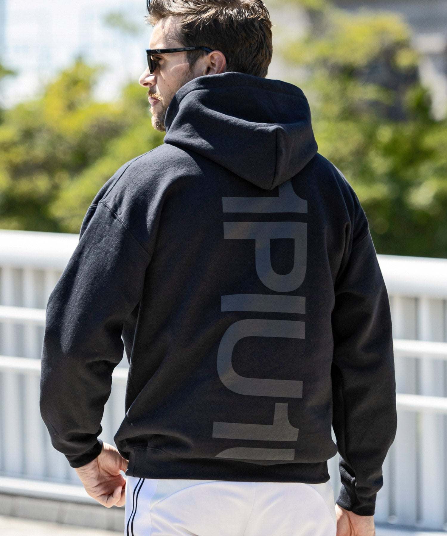 トップス 1piu1uguale3 BACK LOGO PARKA トップス 1piu1uguale3 BACK LOGO PARKA 1piu1uguale3 BACK LOGO PARKA