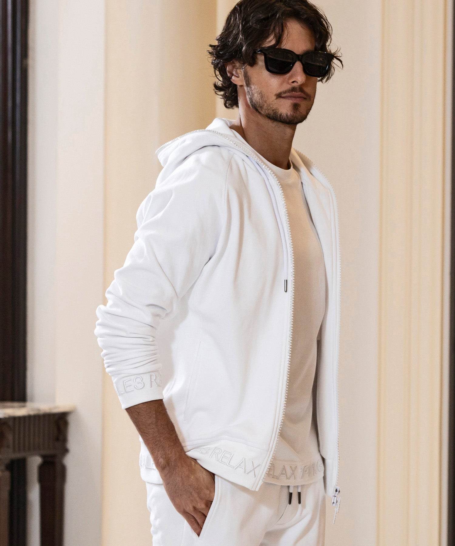 Uno Piu Uno Uguale Tre Relax 1PIU1UGUALE3 RELAX Rib Embroidered Rhinestone Zip Hoodie