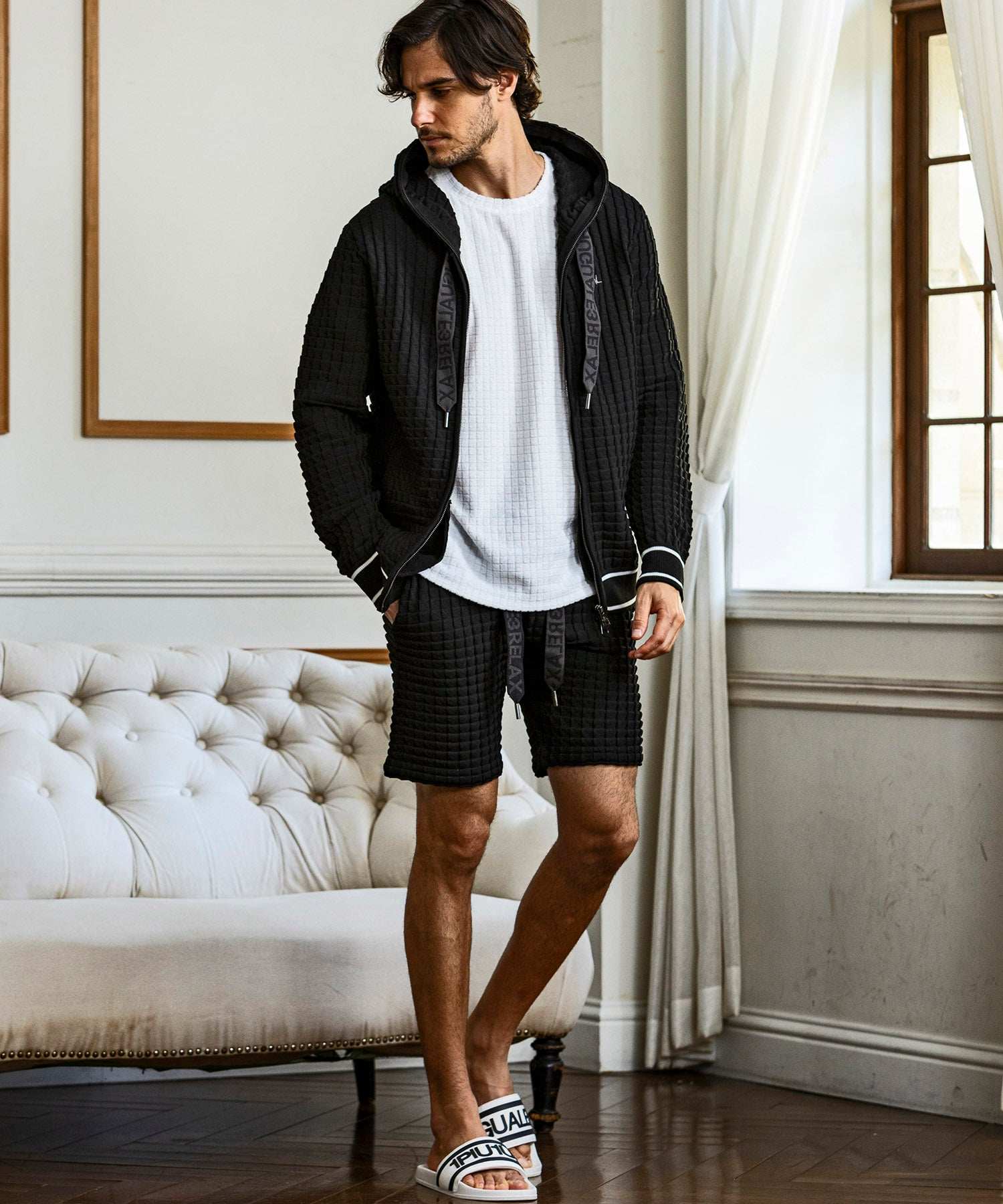 Uno Piu Uno Uguale Tre Relax Square Pattern Knit Hoodie