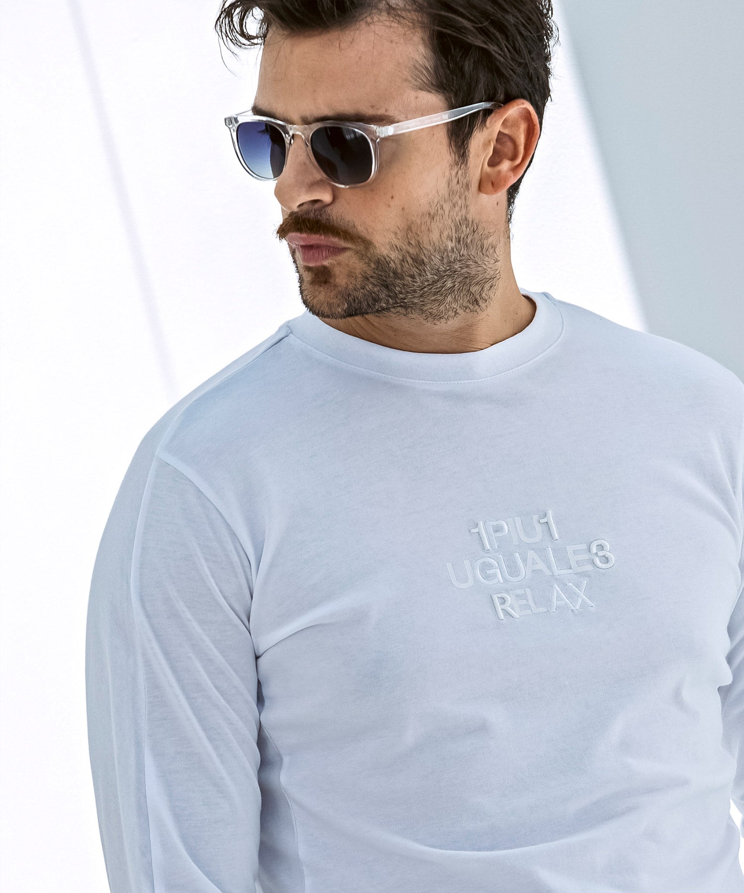 ウノ ピゥ ウノ ウグァーレ トレ リラックス 1PIU1UGUALE3 RELAX コンビネーションロゴロングTシャツ （ホワイト） ホワイト