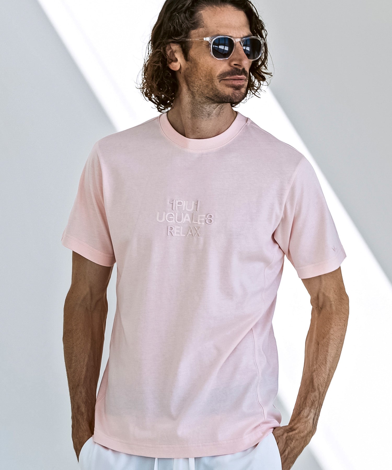 ウノ ピゥ ウノ ウグァーレ トレ リラックス 1PIU1UGUALE3 RELAX コンビネーションロゴ半袖Tシャツ （ライトピンク） ライトピンク