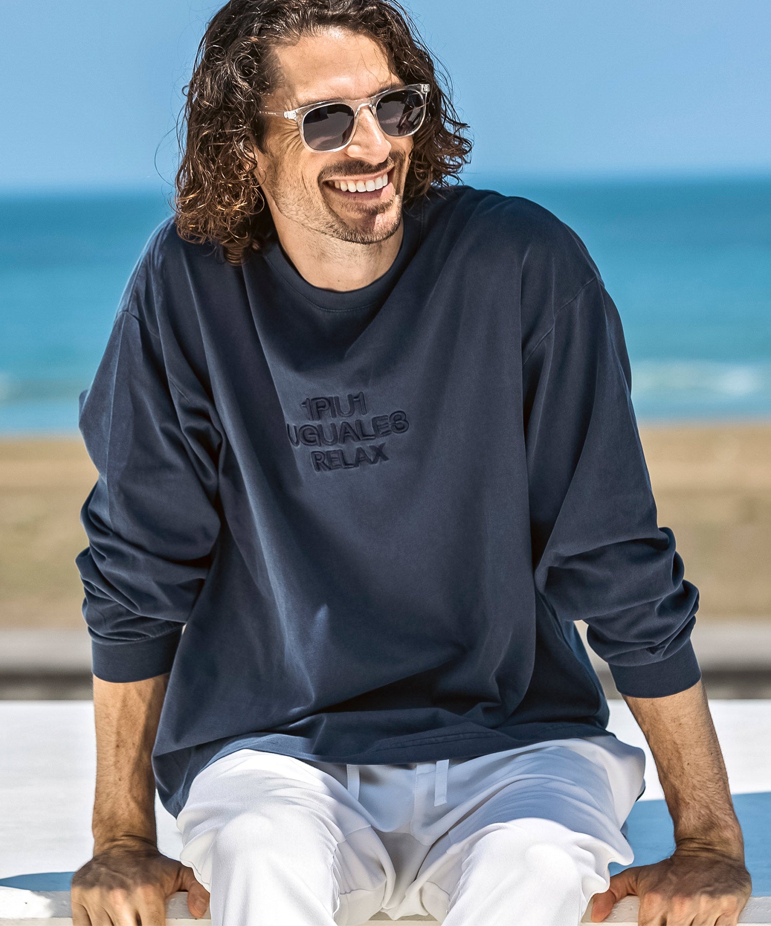 ウノ ピゥ ウノ ウグァーレ トレ リラックス 1PIU1UGUALE3 RELAX ピグメント刺繍ロゴロングTシャツ （ネイビー） ネイビー