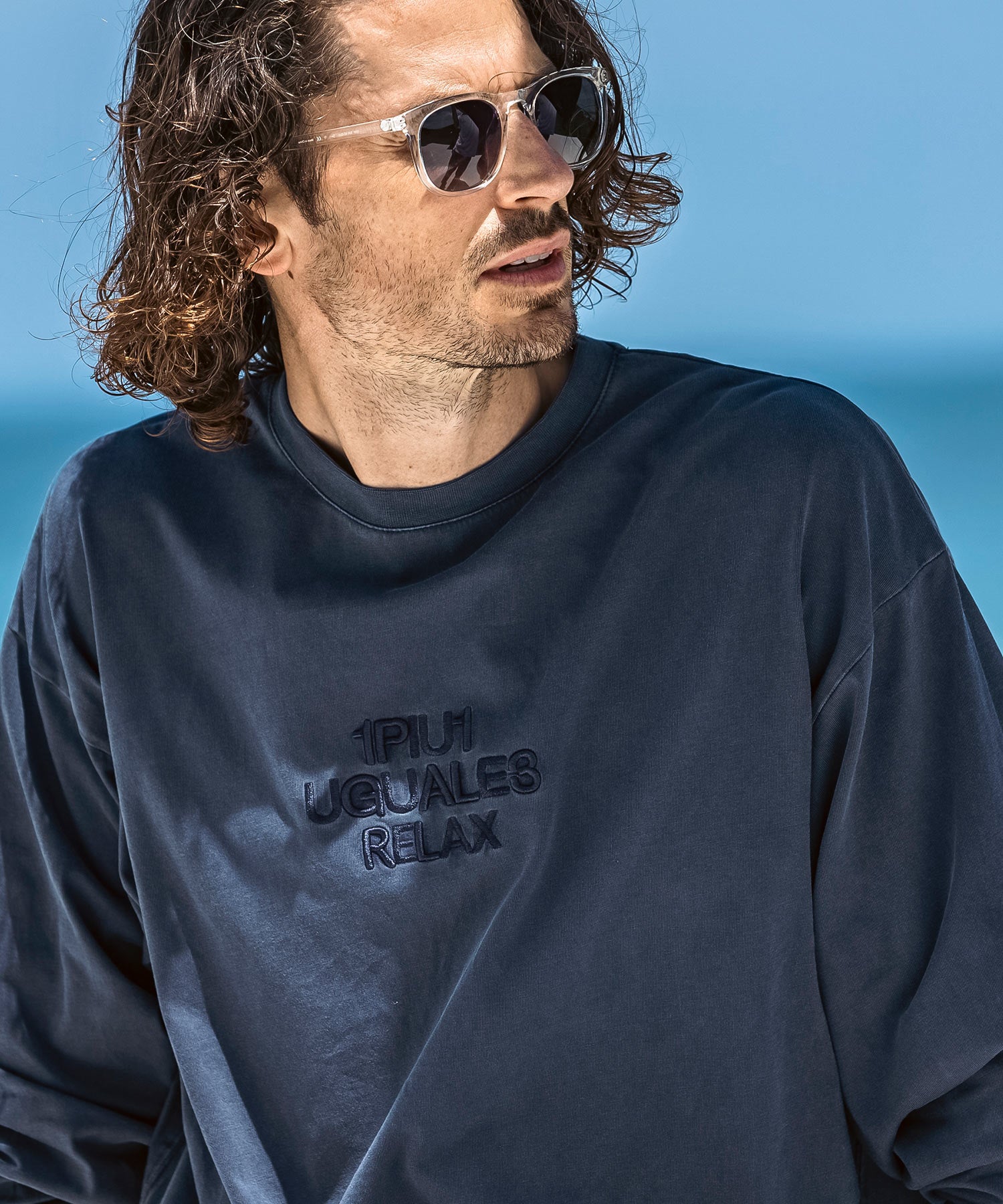 ウノ ピゥ ウノ ウグァーレ トレ リラックス 1PIU1UGUALE3 RELAX ピグメント刺繍ロゴロングTシャツ （ネイビー） ネイビー