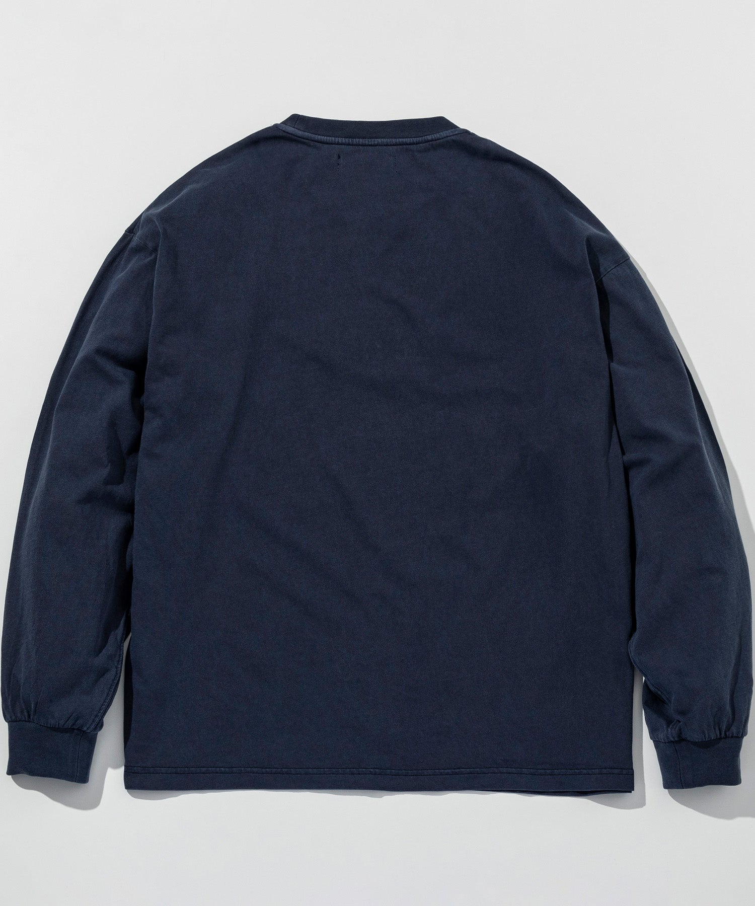 ウノ ピゥ ウノ ウグァーレ トレ リラックス 1PIU1UGUALE3 RELAX ピグメント刺繍ロゴロングTシャツ （ネイビー） ネイビー