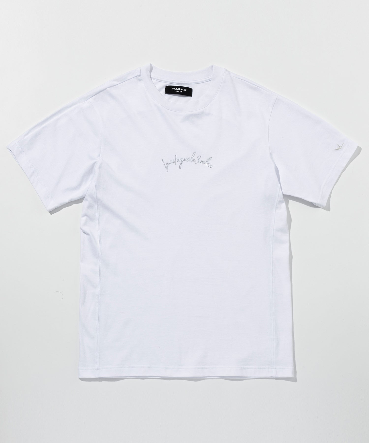 ウノ ピゥ ウノ ウグァーレ トレ リラックス 1PIU1UGUALE3 RELAX ラインストーンカーシヴロゴ半袖Tシャツ （ホワイト） ホワイト