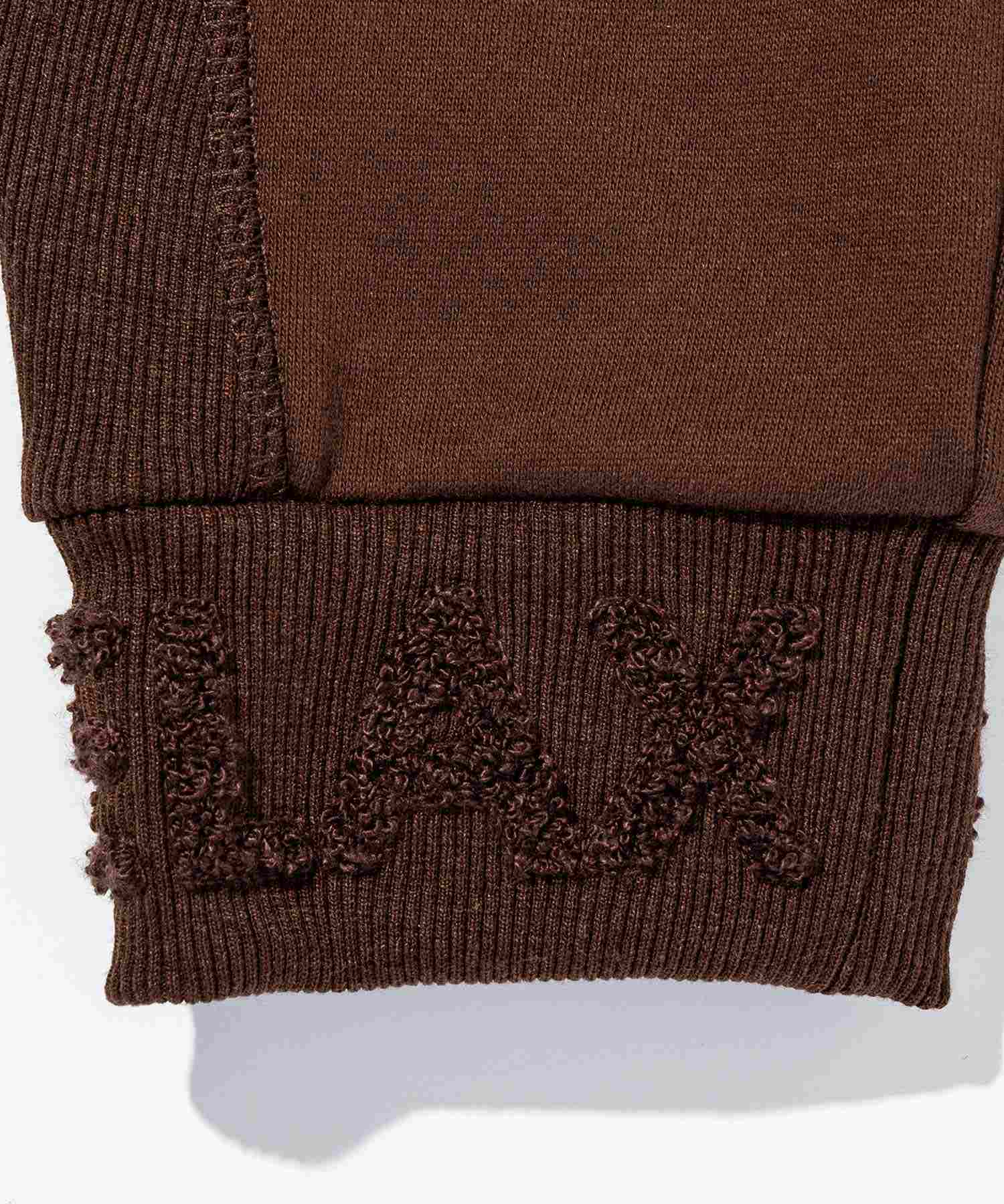 ウノ ピゥ ウノ ウグァーレ トレ リラックス 1PIU1UGUALE3 RELAX 【WEB・直営店限定】サガラ刺繍 リブロゴ スウェットジョガーパンツ （ブラウン） ブラウン