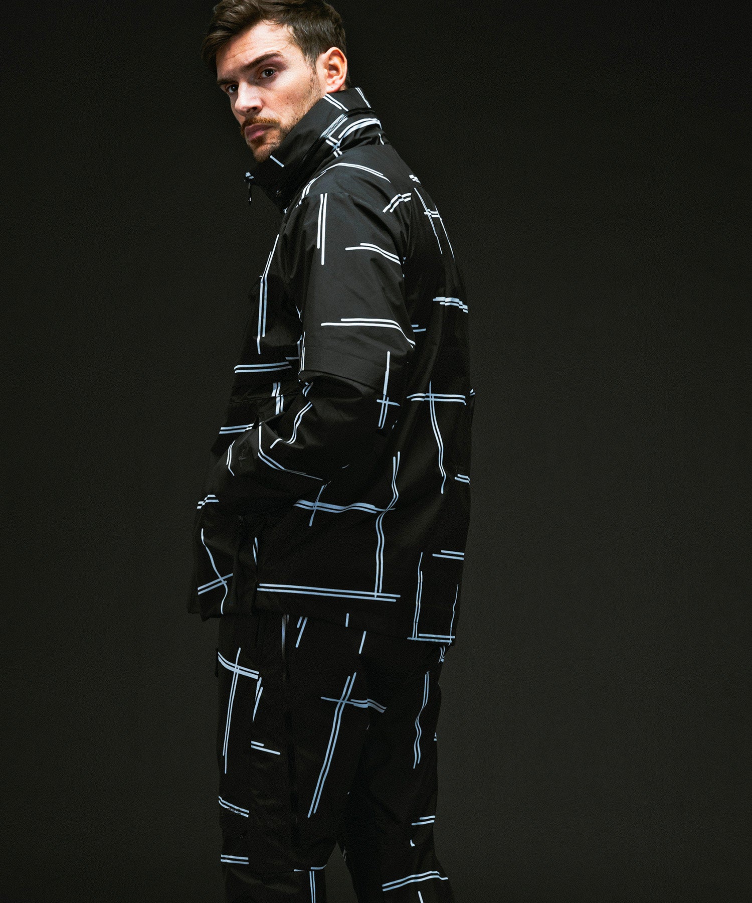 ウノ ピゥ ウノ ウグァーレ トレ リラックス 1PIU1UGUALE3 RELAX テックパンツ by GORE-TEX LABS / ゴアテックス （black×white） black×white