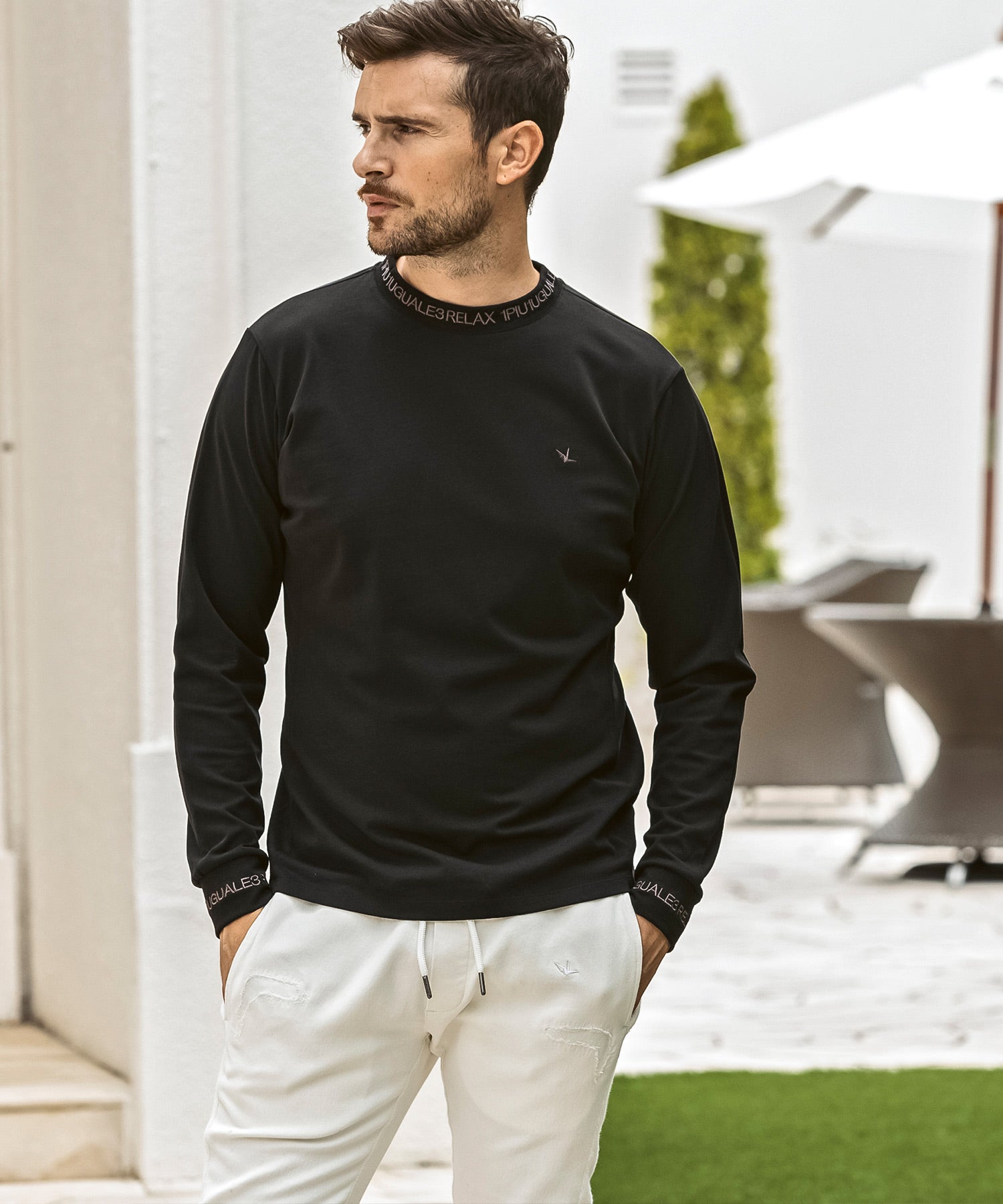 ウノ ピゥ ウノ ウグァーレ トレ リラックス 1PIU1UGUALE3 RELAX グロッシー刺繍 ネックロゴロングTシャツ （black） black