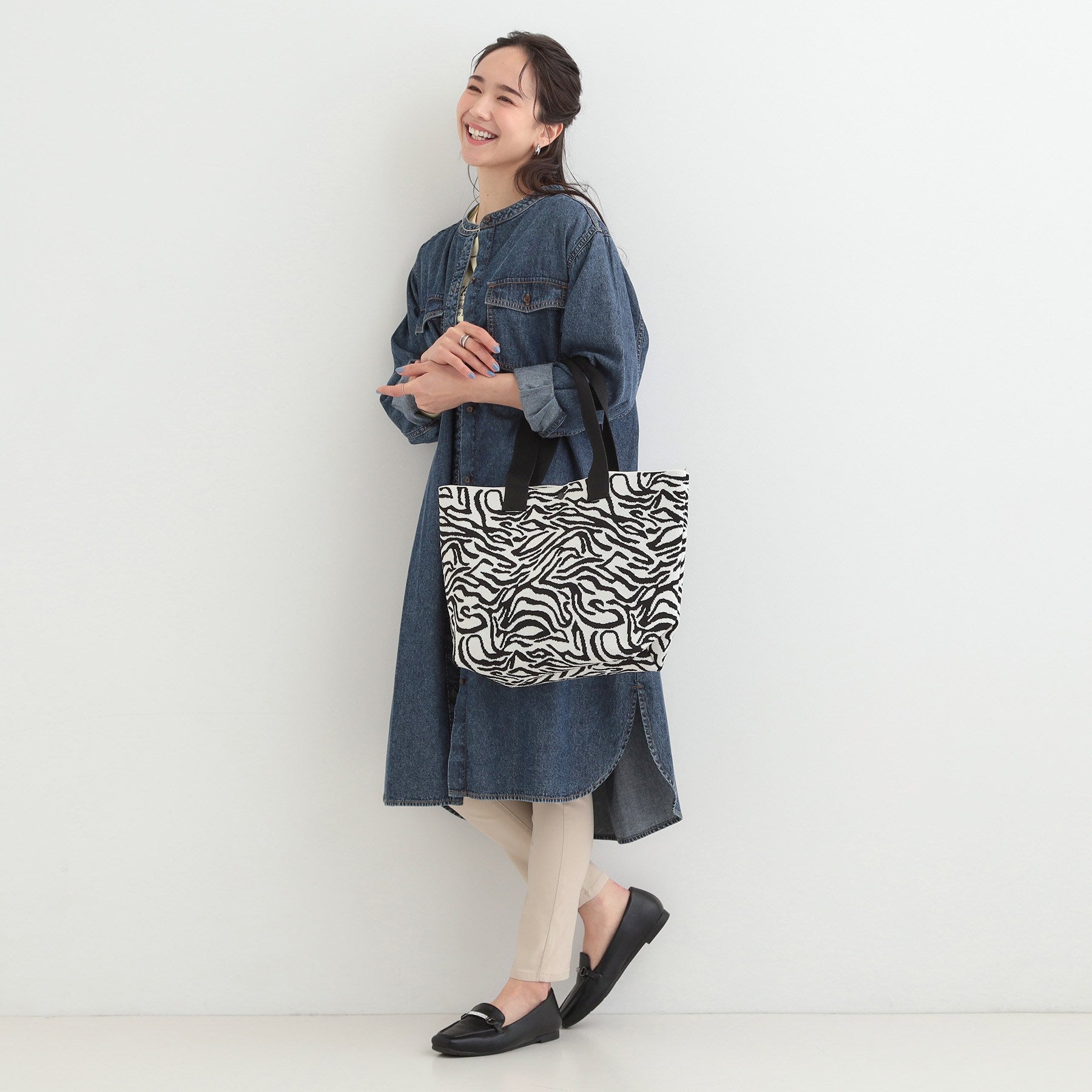 シューラルー SHOO・LA・RUE ニットトートバッグ （ブラック(119)） ブラック(119)