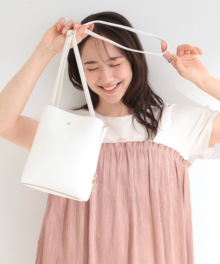 シューラルー SHOO･LA･RUE 【軽量】ふわっと軽い3層ショルダー （オフホワイト(003)） オフホワイト(003)