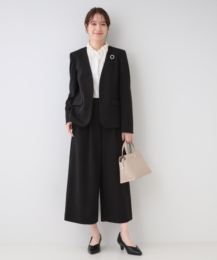 シューラルー SHOO・LA・RUE 【洗濯機で洗える】【伸縮性が心地いい】【イージーケア】【裏サラサラ】カットジョーゼットワイドパンツ （グレージュ(050)） グレージュ(050)