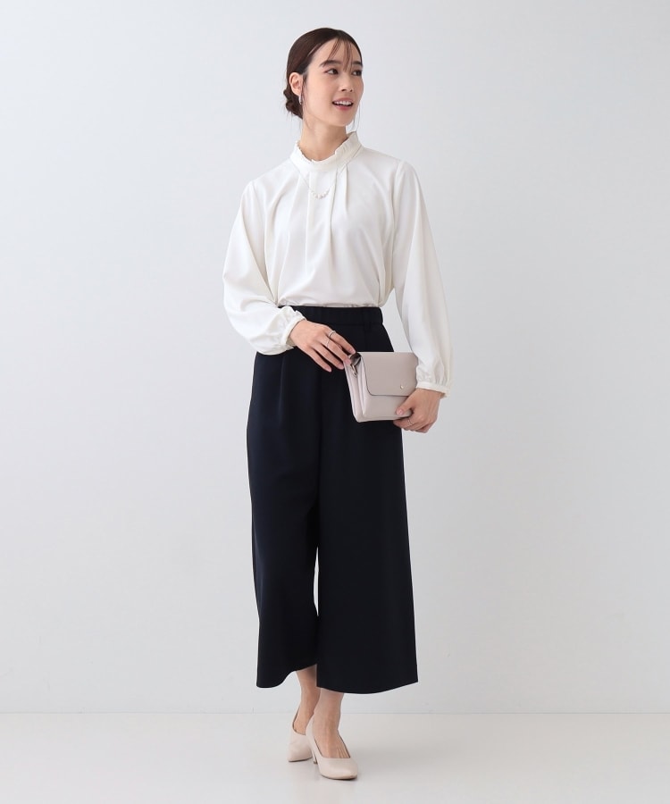 シューラルー SHOO・LA・RUE 【洗濯機で洗える】【伸縮性が心地いい】【イージーケア】【裏サラサラ】カットジョーゼットワイドパンツ （グレージュ(050)） グレージュ(050)