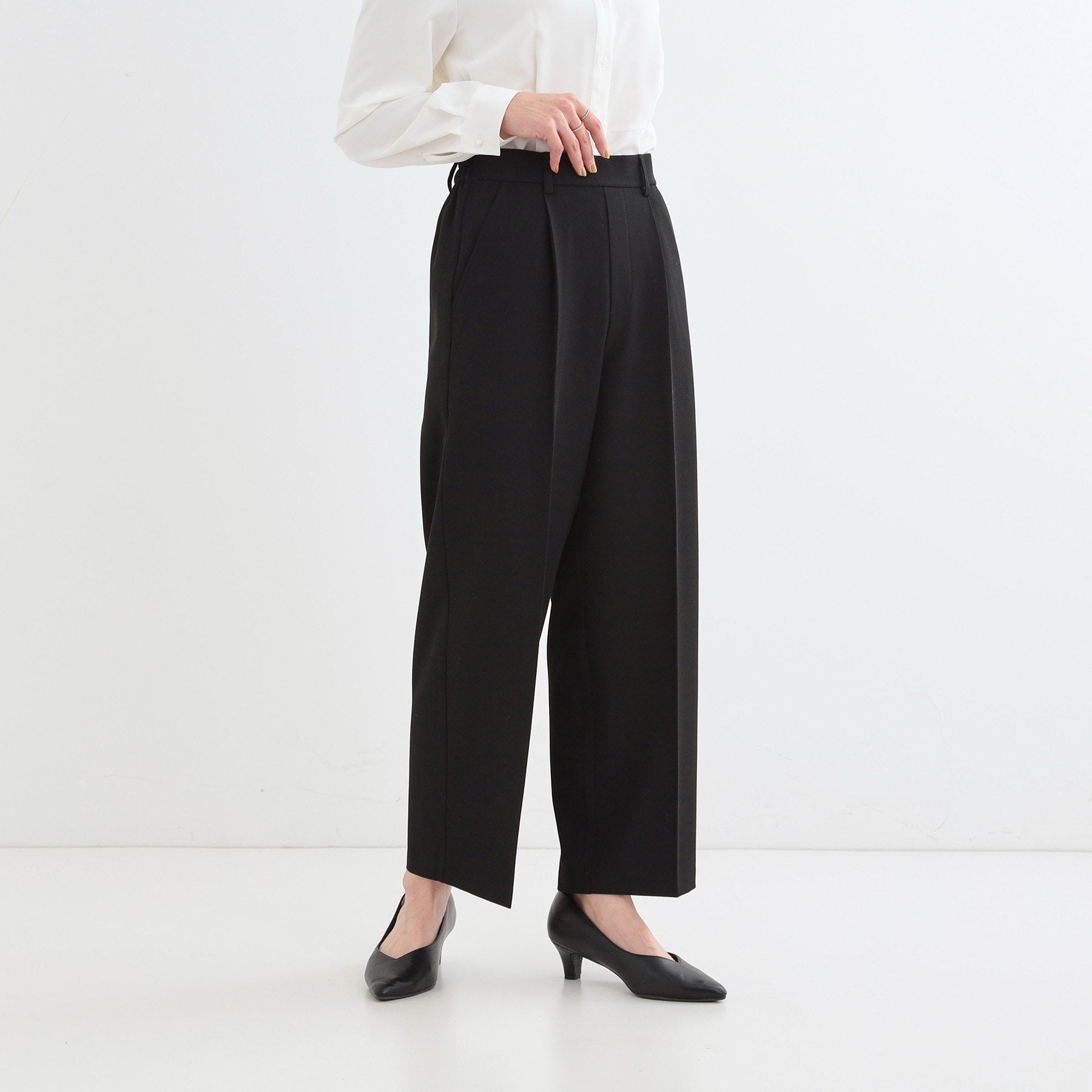 SHOO-LA-RUE Tack Wide Pants