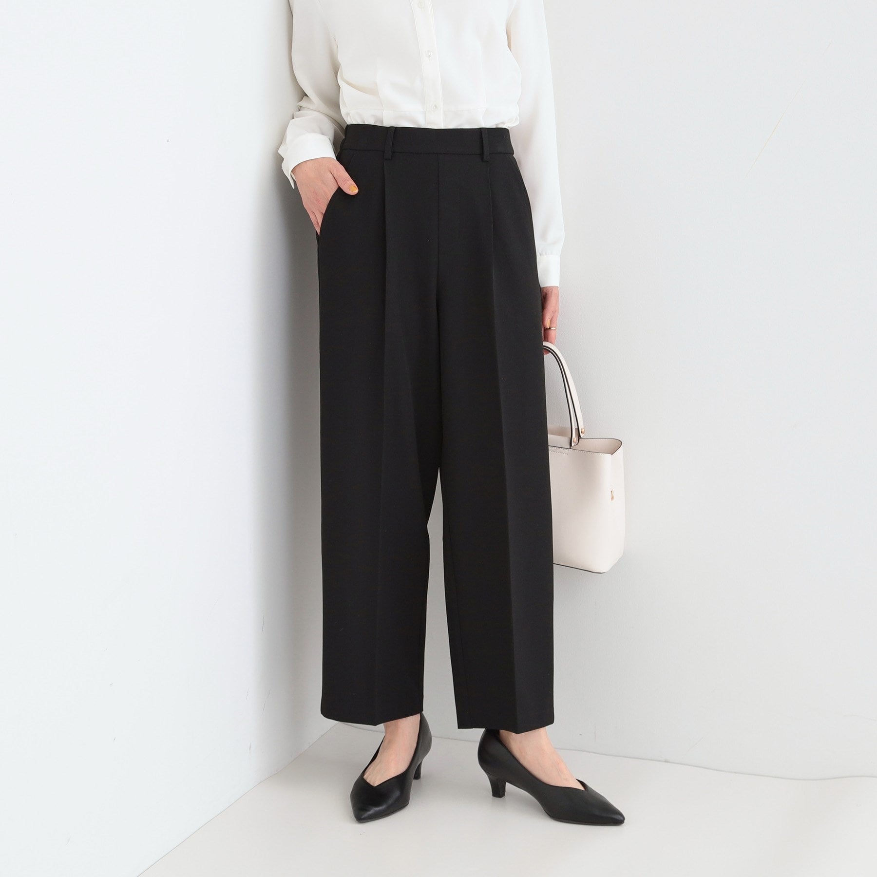 SHOO-LA-RUE Tack Wide Pants