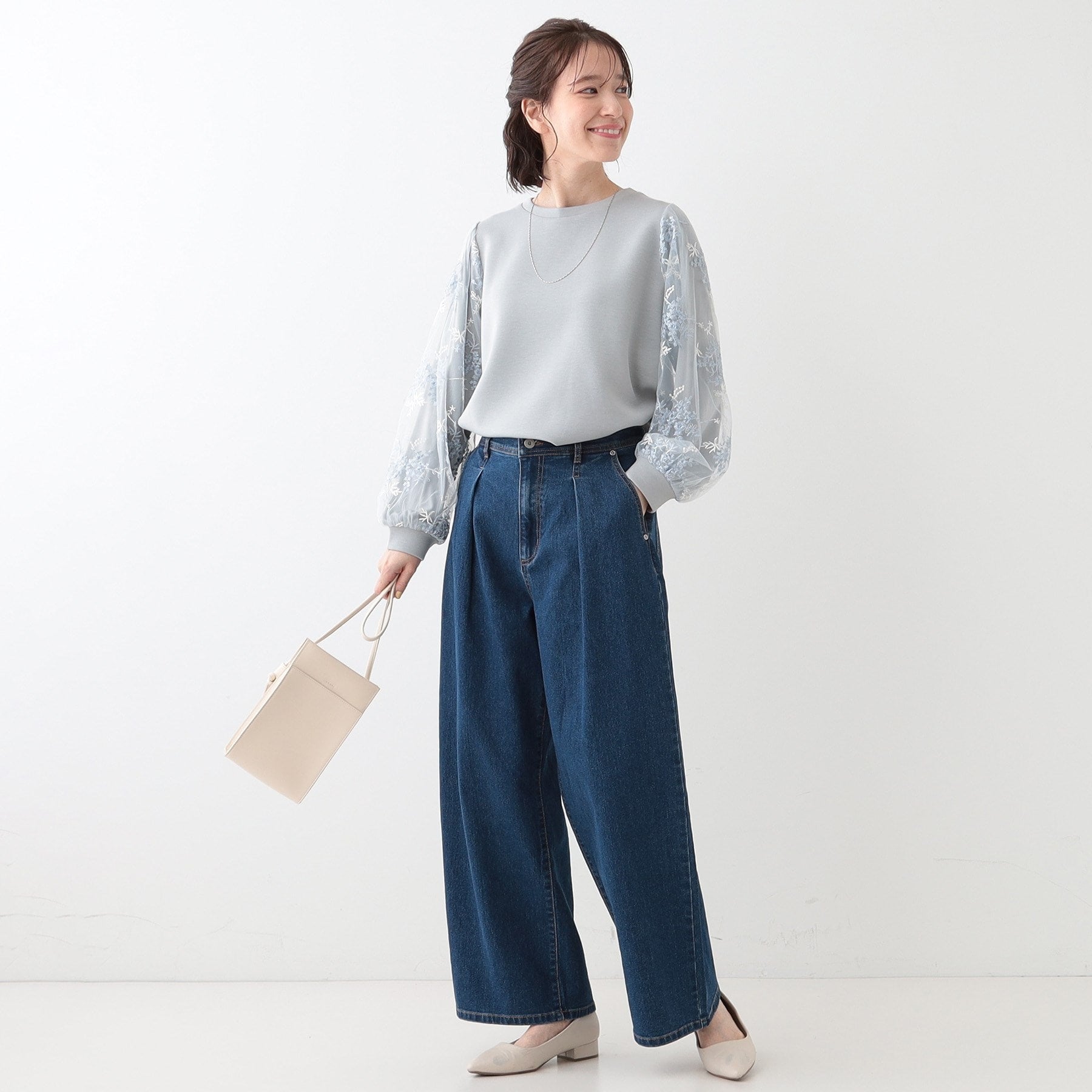 シューラルー SHOO・LA・RUE 【S-LL】袖チュール刺繍切り替えトップス （チャコールグレー(014)） チャコールグレー(014)