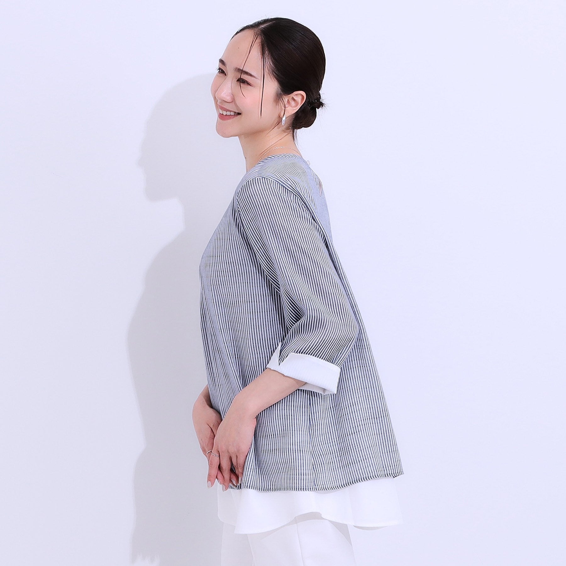 シューラルー SHOO・LA・RUE 時短でこなれ見え叶う 裾レイヤードトップス （ネイビー(394)） ネイビー(394)