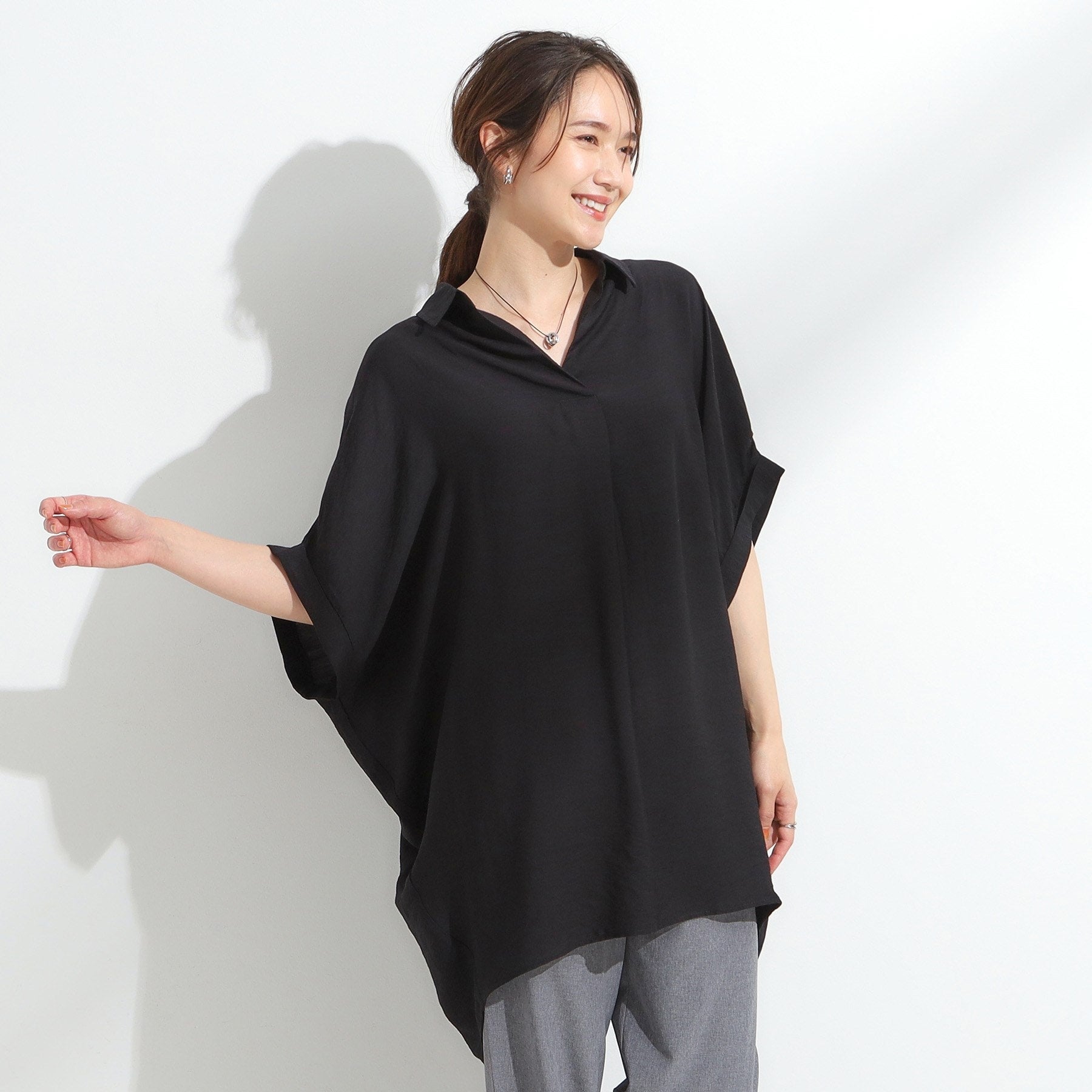 シューラルー SHOO・LA・RUE 【ひんやり】身体のラインをきれいに見せるコクーンシルエットワンピース （ブラック(019)） ブラック(019)