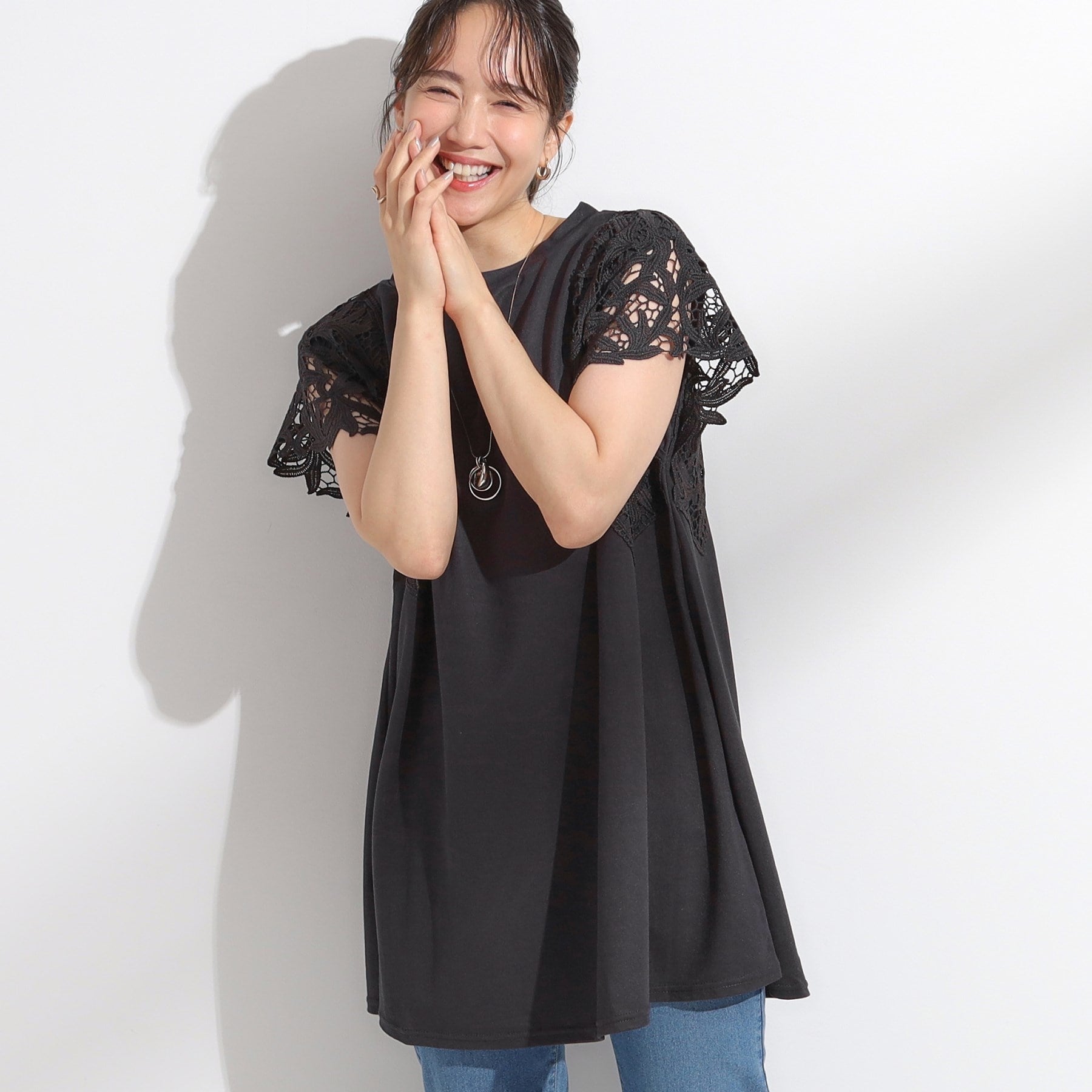 シューラルー SHOO・LA・RUE 【S-LL】上品華やか お袖レースチュニックトップス （チャコールグレー(014)） チャコールグレー(014)