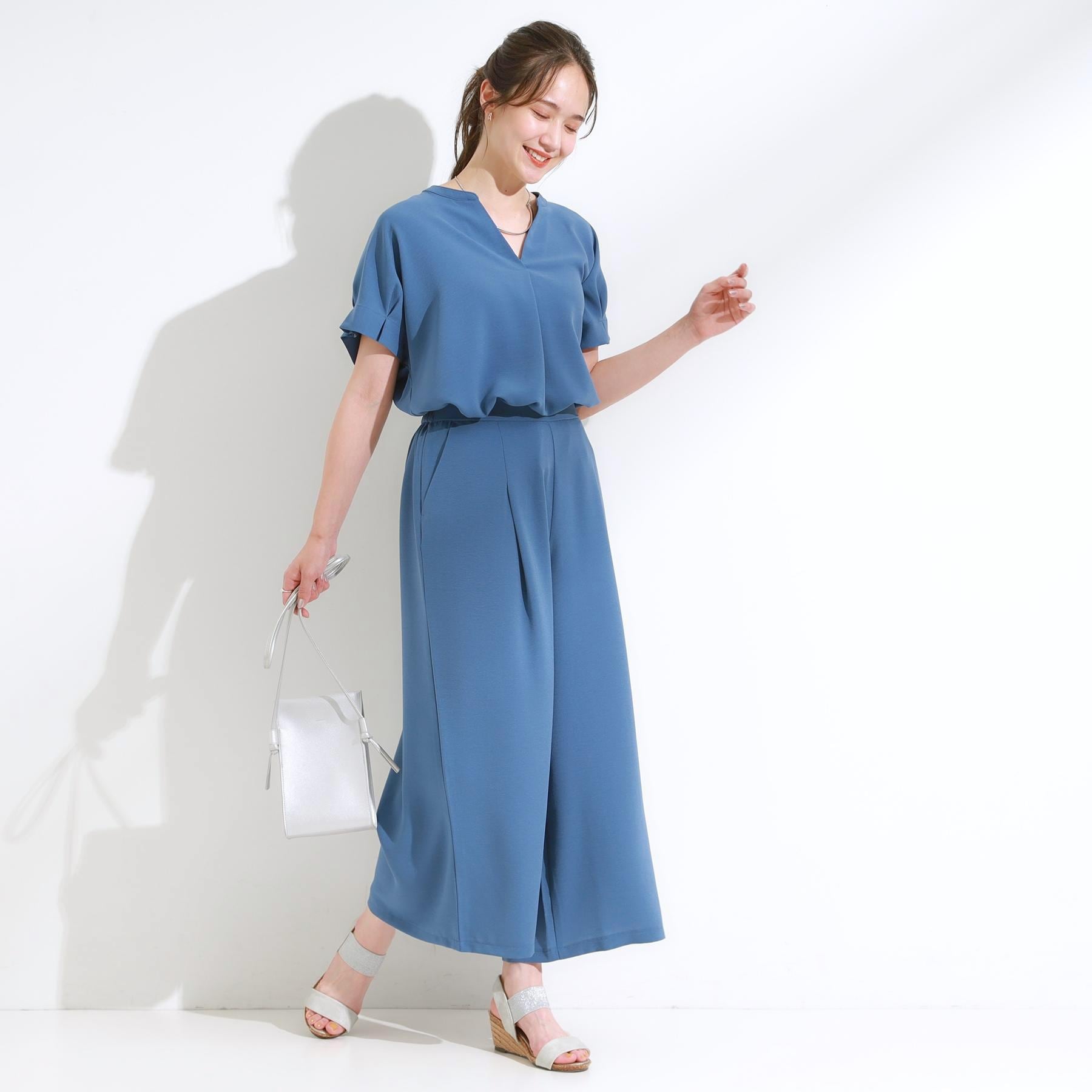 シューラルー SHOO・LA・RUE 【セットアップ可/ひんやり】きちんと見えで上品 お袖タック スキッパーブラウス （ブラウン(043)） ブラウン(043)