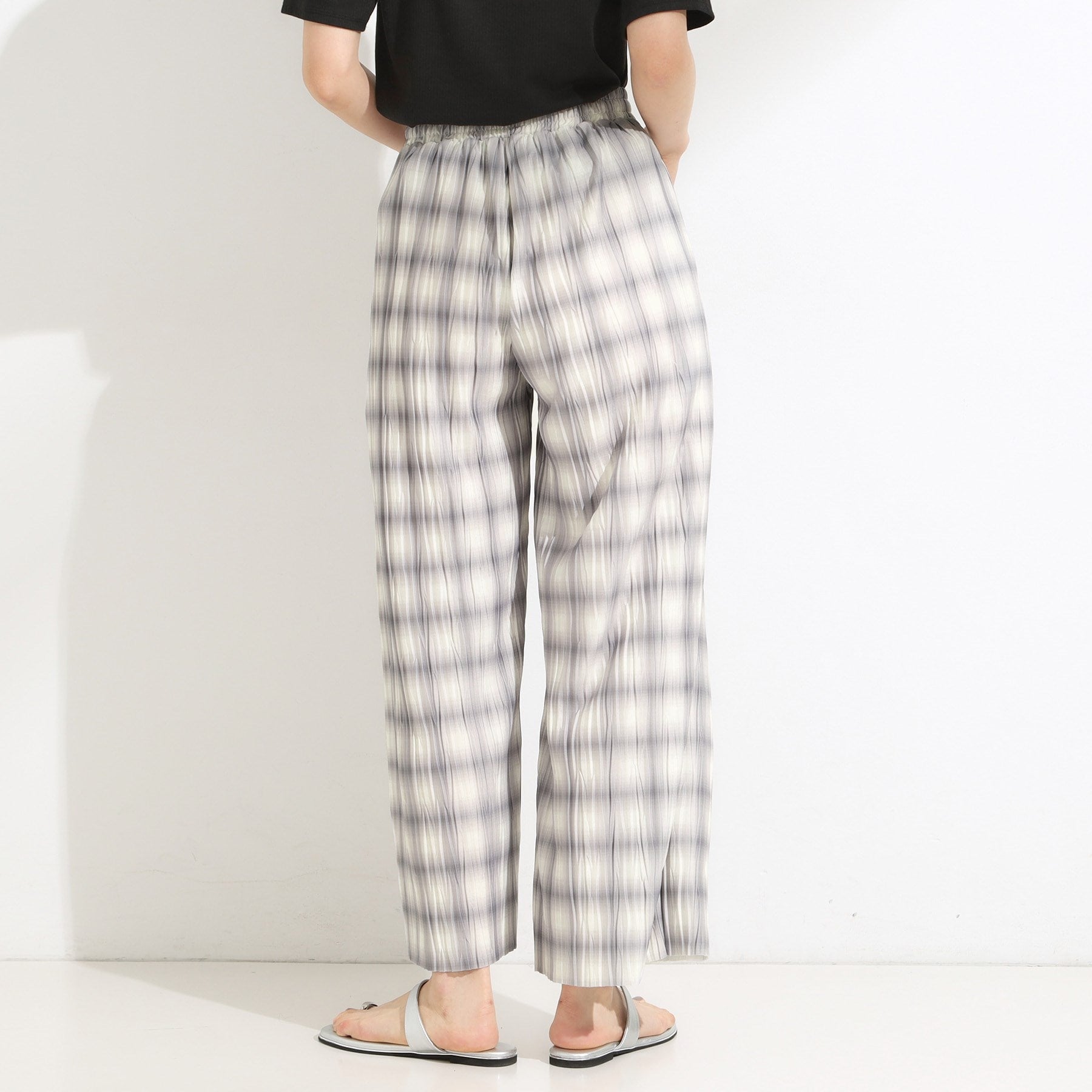 シューラルー SHOO・LA・RUE 楽にシーズンを先取り チェック柄ウェーブプリントパンツ （ブラック(219)） ブラック(219)