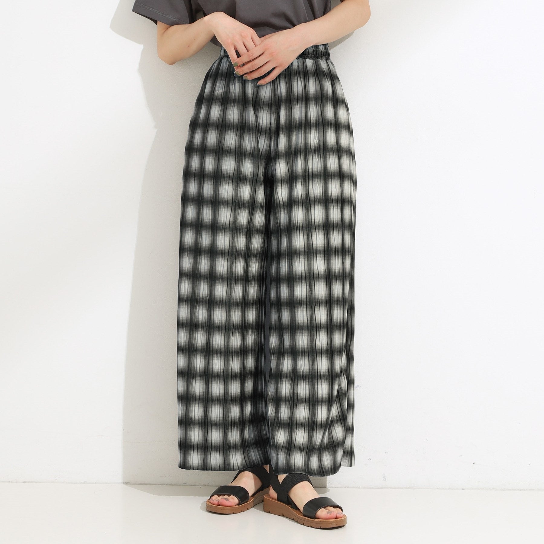 シューラルー SHOO・LA・RUE 楽にシーズンを先取り チェック柄ウェーブプリントパンツ （ブラック(219)） ブラック(219)