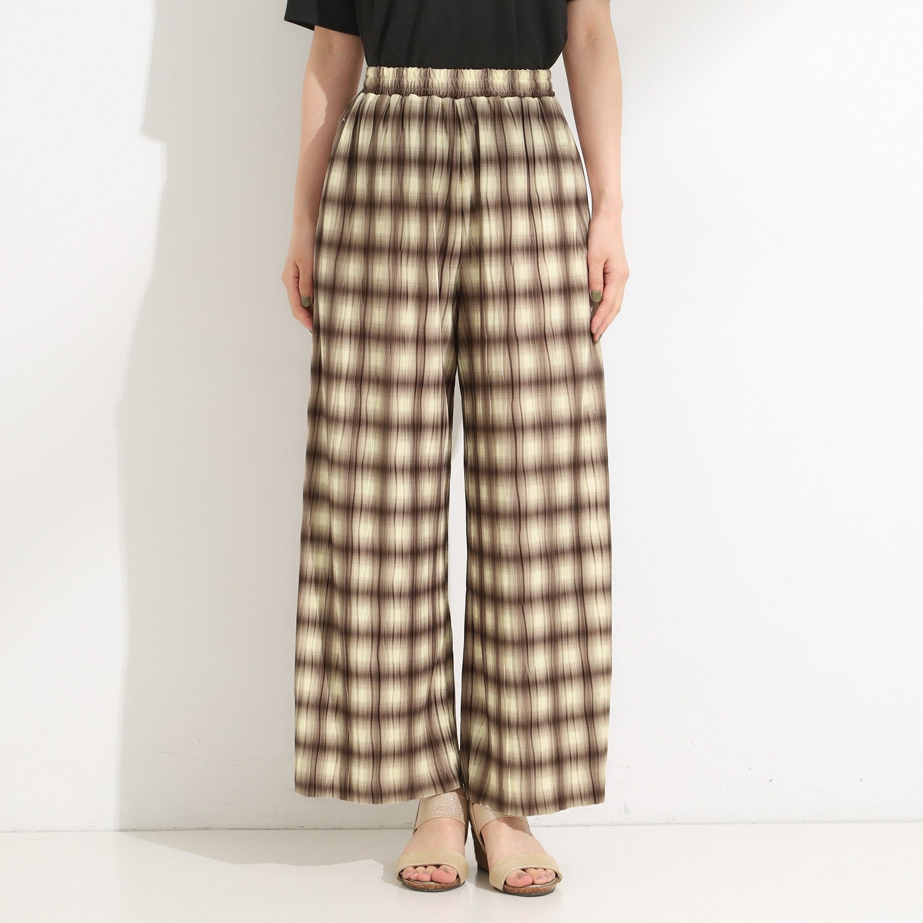 シューラルー SHOO・LA・RUE 楽にシーズンを先取り チェック柄ウェーブプリントパンツ （ブラック(219)） ブラック(219)