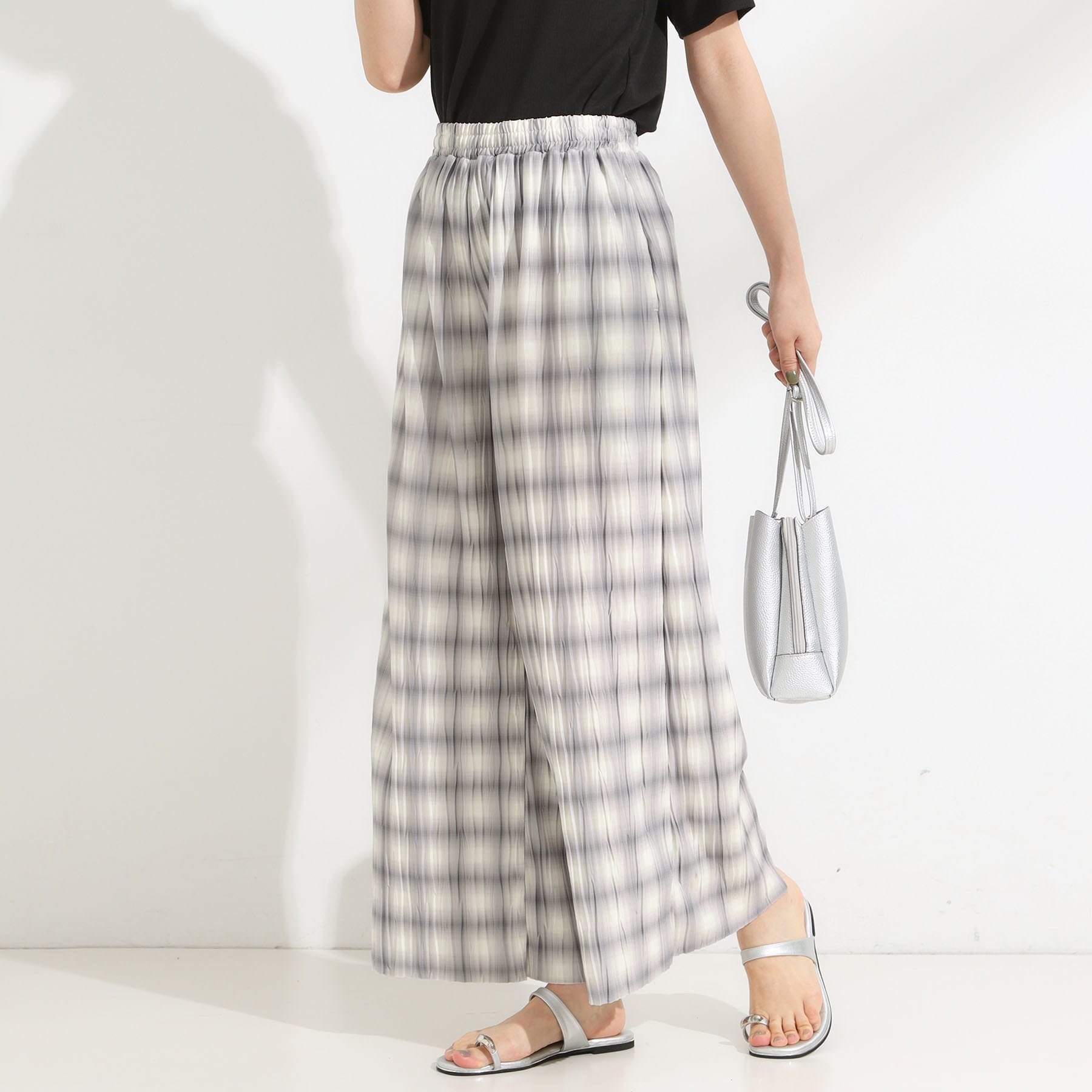 シューラルー SHOO・LA・RUE 楽にシーズンを先取り チェック柄ウェーブプリントパンツ （グレー(212)） グレー(212)