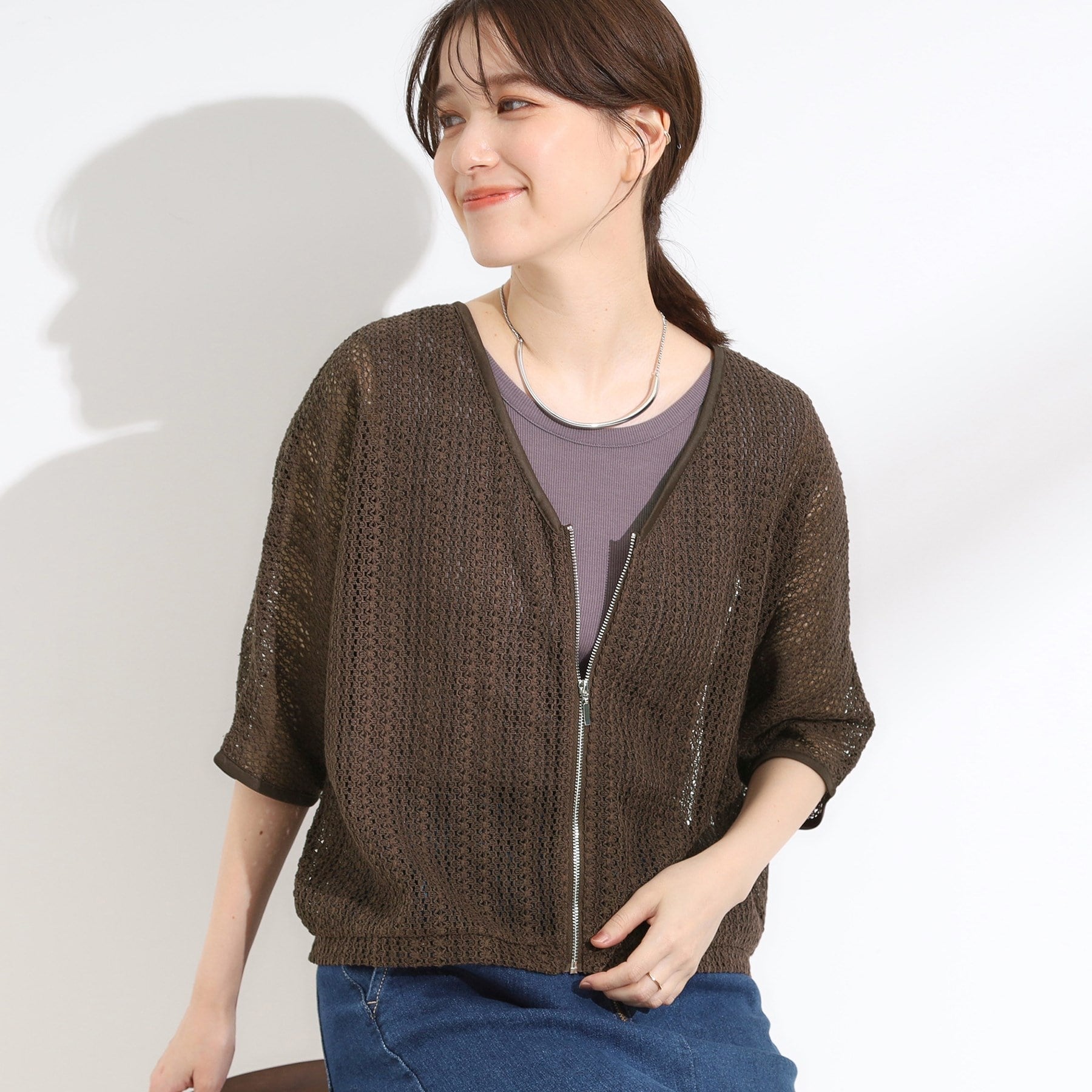 シューラルー SHOO・LA・RUE レーシィな素材感が涼やかなブルゾン （ブラウン(043)） ブラウン(043)