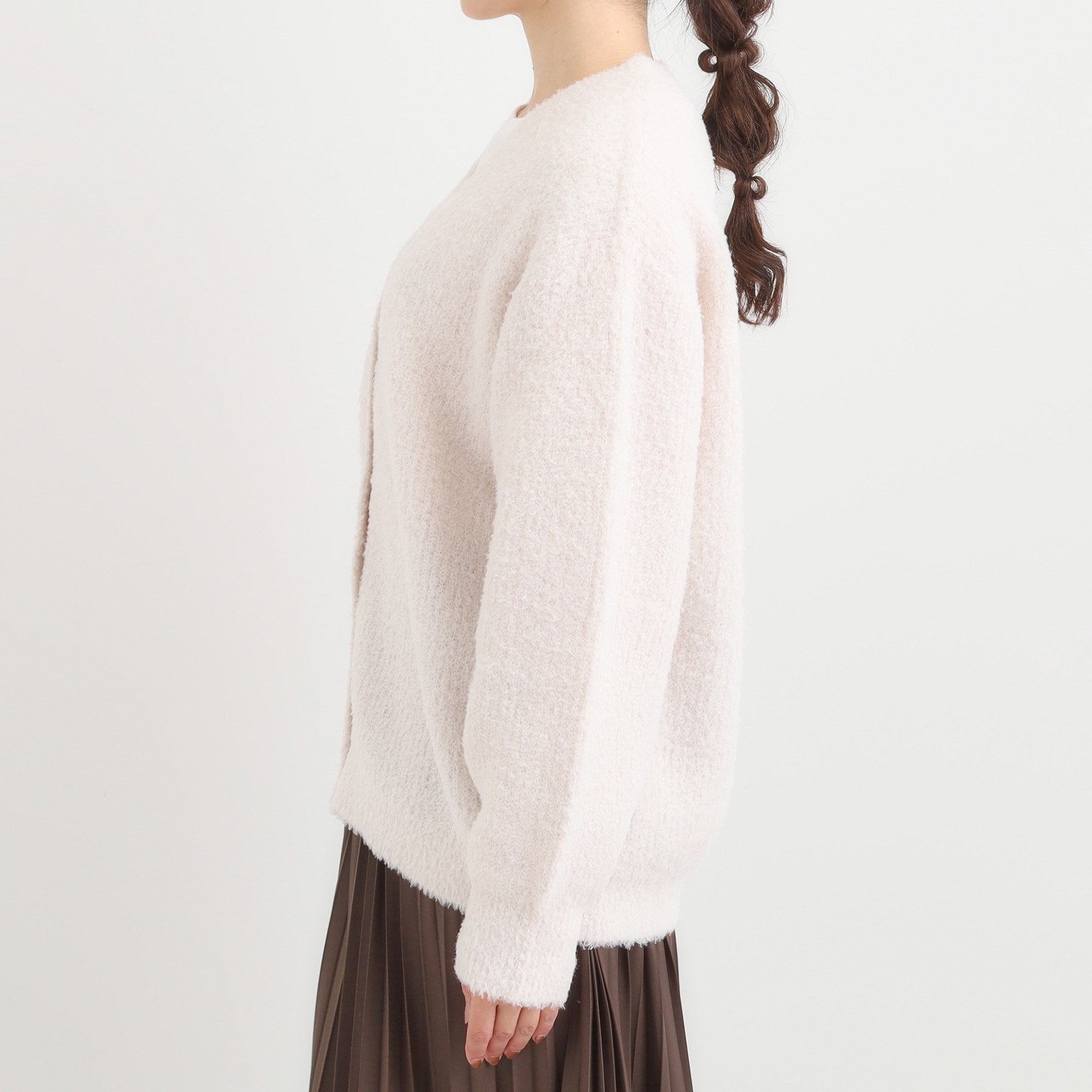 シューラルー SHOO・LA・RUE プードルフェザーVニットカーデ （ライトベージュ(051)） ライトベージュ(051)