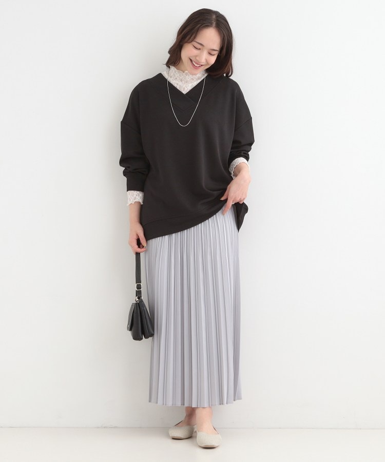 シューラルー SHOO･LA･RUE カットツイルVネックトップス （ライトベージュ(051)） ライトベージュ(051)