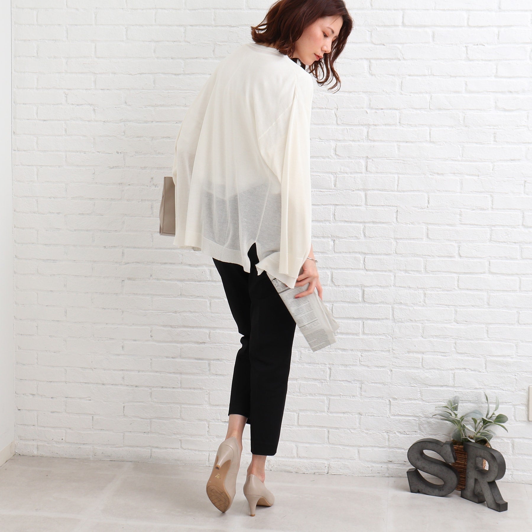 SHOO・LA・RUE [3D scan/SS-3L/beautiful] Hollow yarn satin stick pants