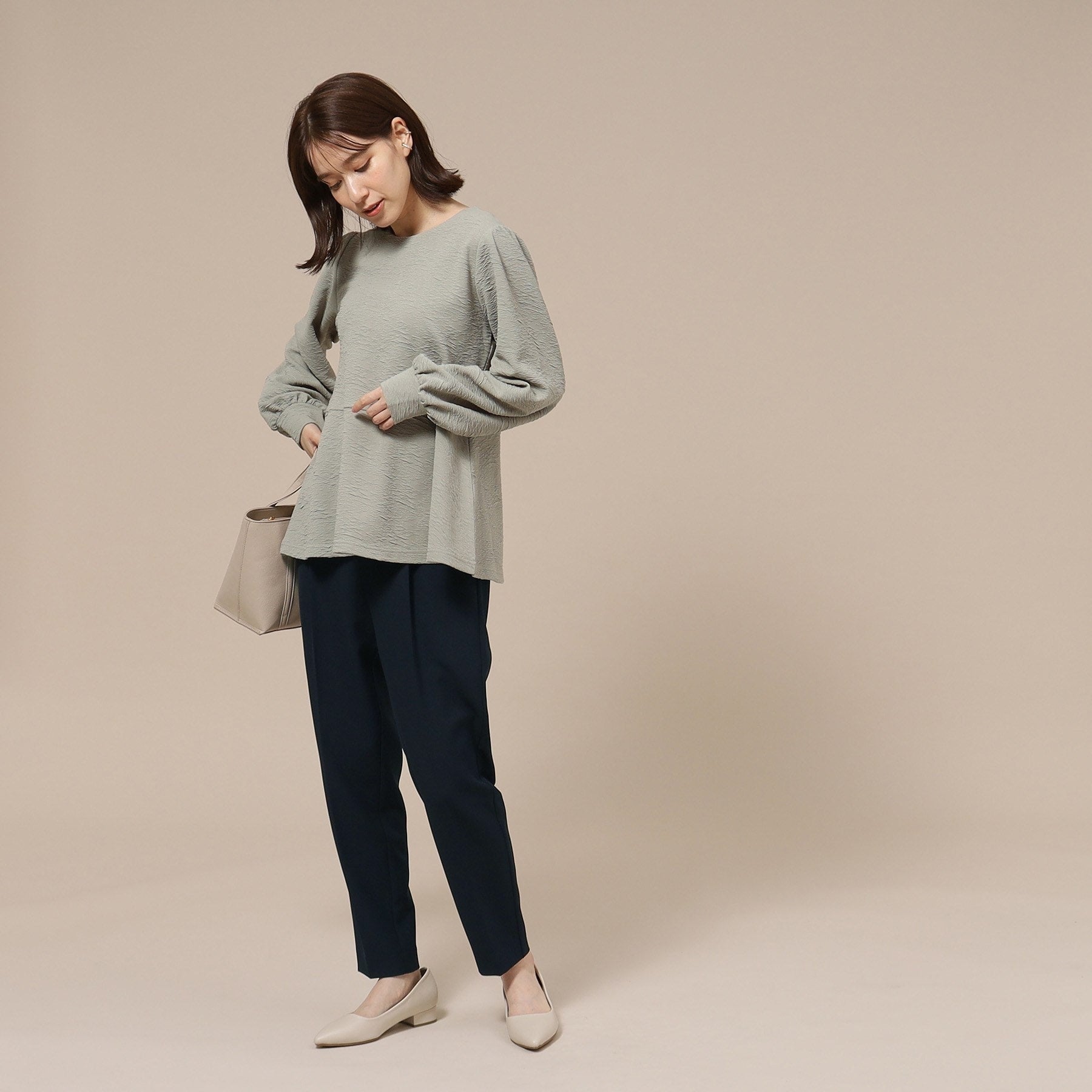 SHOO・LA・RUE Double Cross Pull-On Tapered Pants