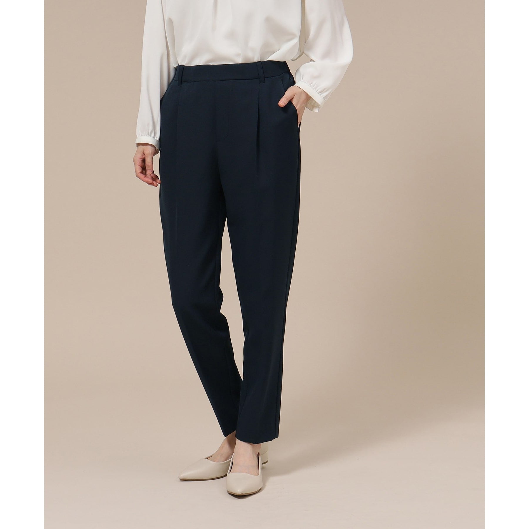 SHOO・LA・RUE Double Cross Pull-On Tapered Pants