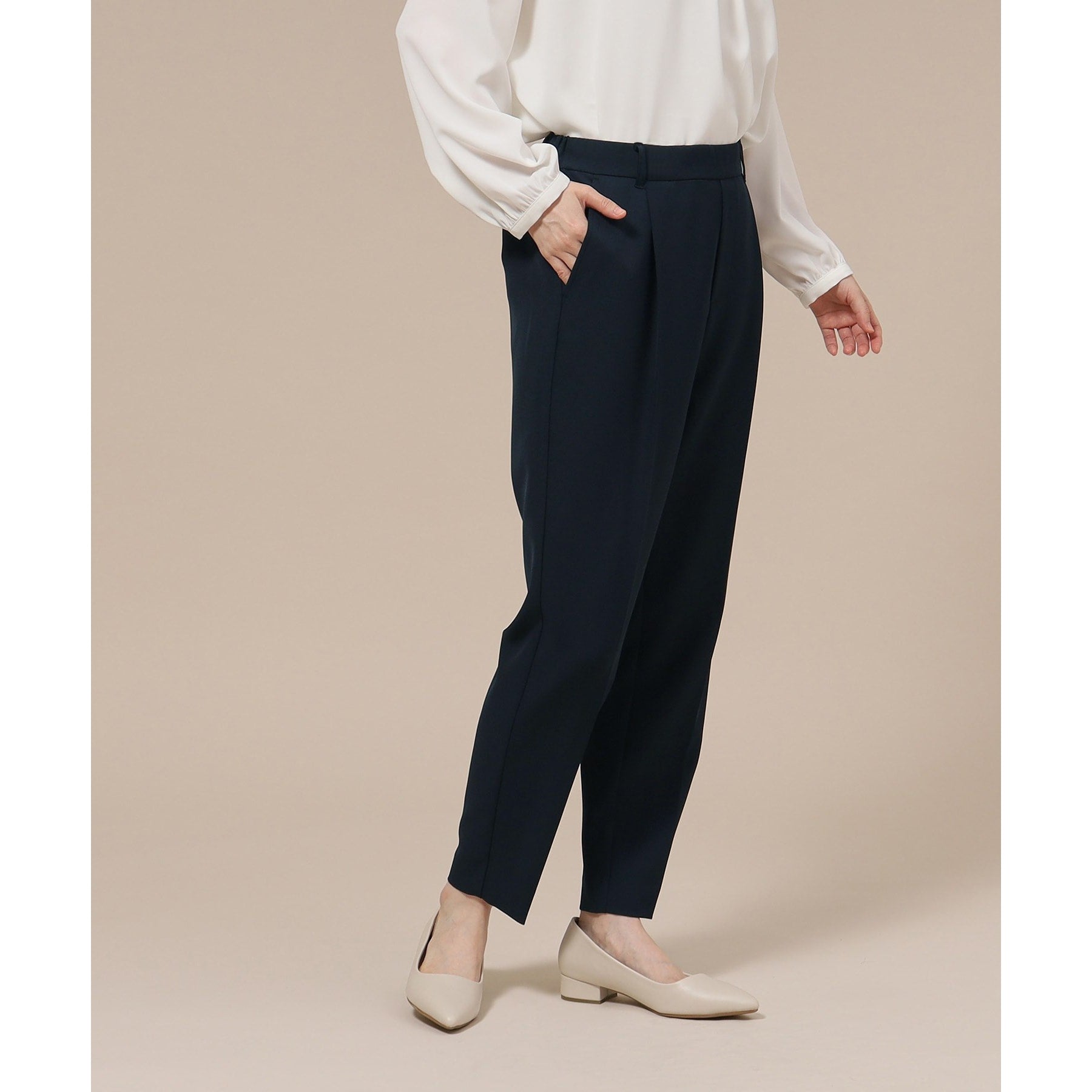 SHOO・LA・RUE Double Cross Pull-On Tapered Pants