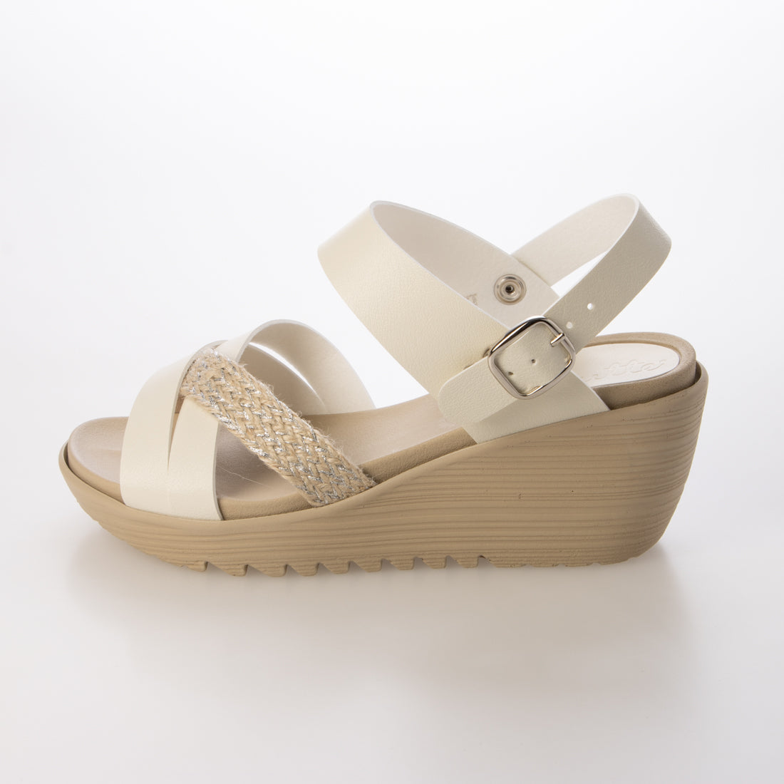 シュッテ Shutte レディースカジュアルサンダル （WHT） WHT