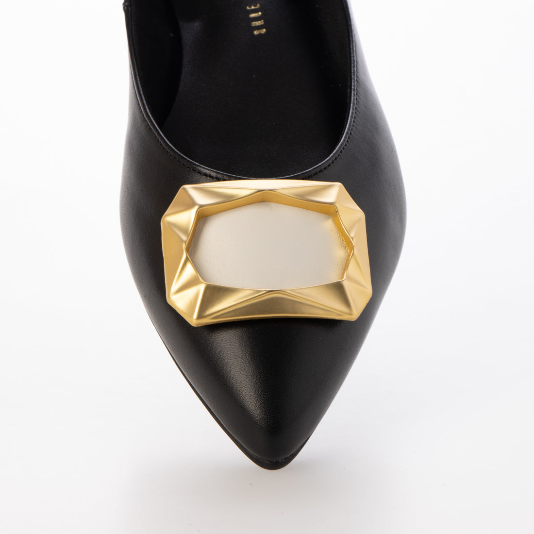 シューギャラリーオオタ SHOE GALLERY OTA バックルデザインローヒールパンプス