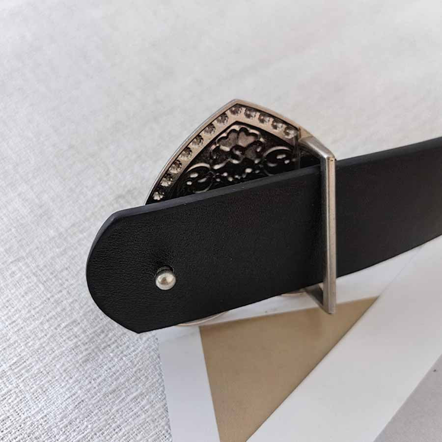 ショッピングゴー shoppinggo ベルト レディース ハートベルト 合皮 ウエストマーク シルバーデザインバックル オシャレ （ブラック） ブラック