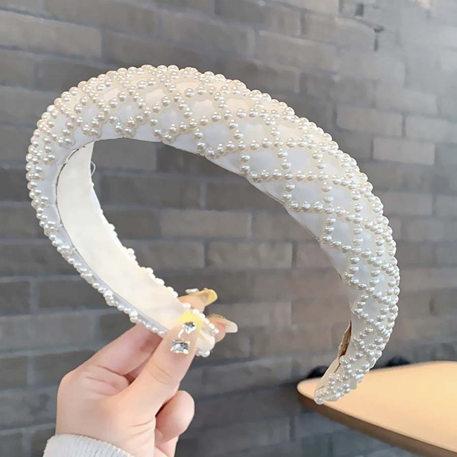 ショッピングゴー shoppinggo カチューシャ パール 幅広 大人 ヘアバンド ヘッドアクセサリー シック 細め 結婚式 二次会 ウェディング 発表会 卒業式 （ホワイト） ホワイト