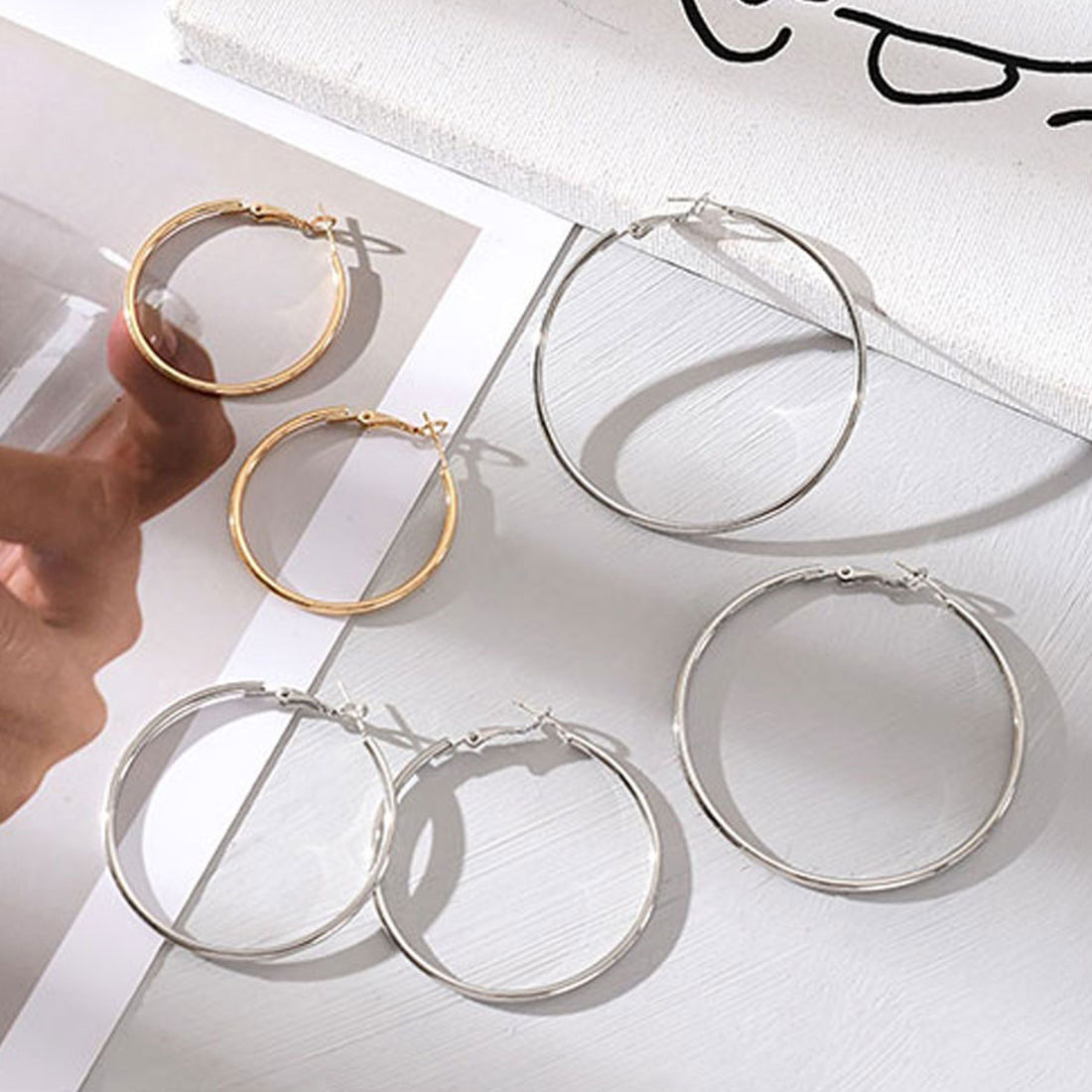 Shoppinggo shoppinggo Hoop earrings set 6-piece set Circle earrings Ring earrings Small Standard Fashionable Accessories