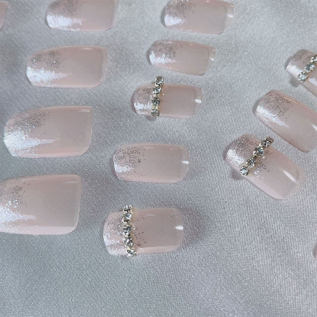 ショッピングゴー shoppinggo ネイルチップ シンプル ブライダル つけ爪 ネイルアート アートチップ デコチップ オーバル ウエディング 披露宴  かわいい【返品不可商品】