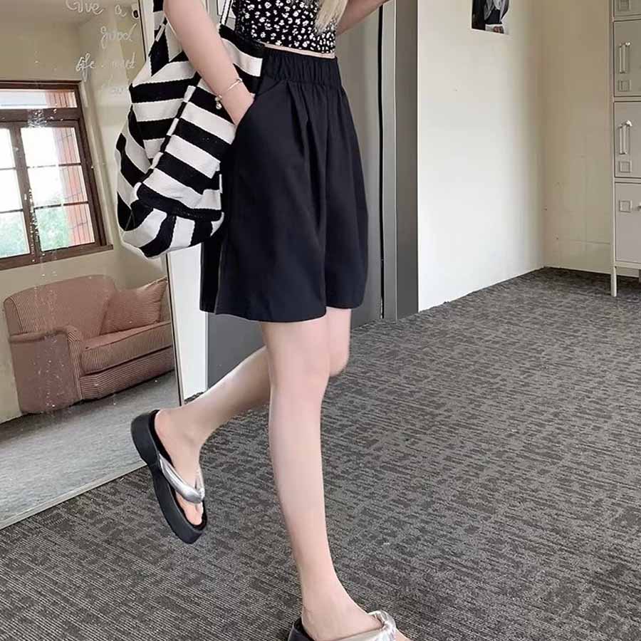 Shopping Go Korean-style shorts for women, half pants, gaucho pants, bottoms, elastic waist, loose fit, relaxed, five-minute length, cool.