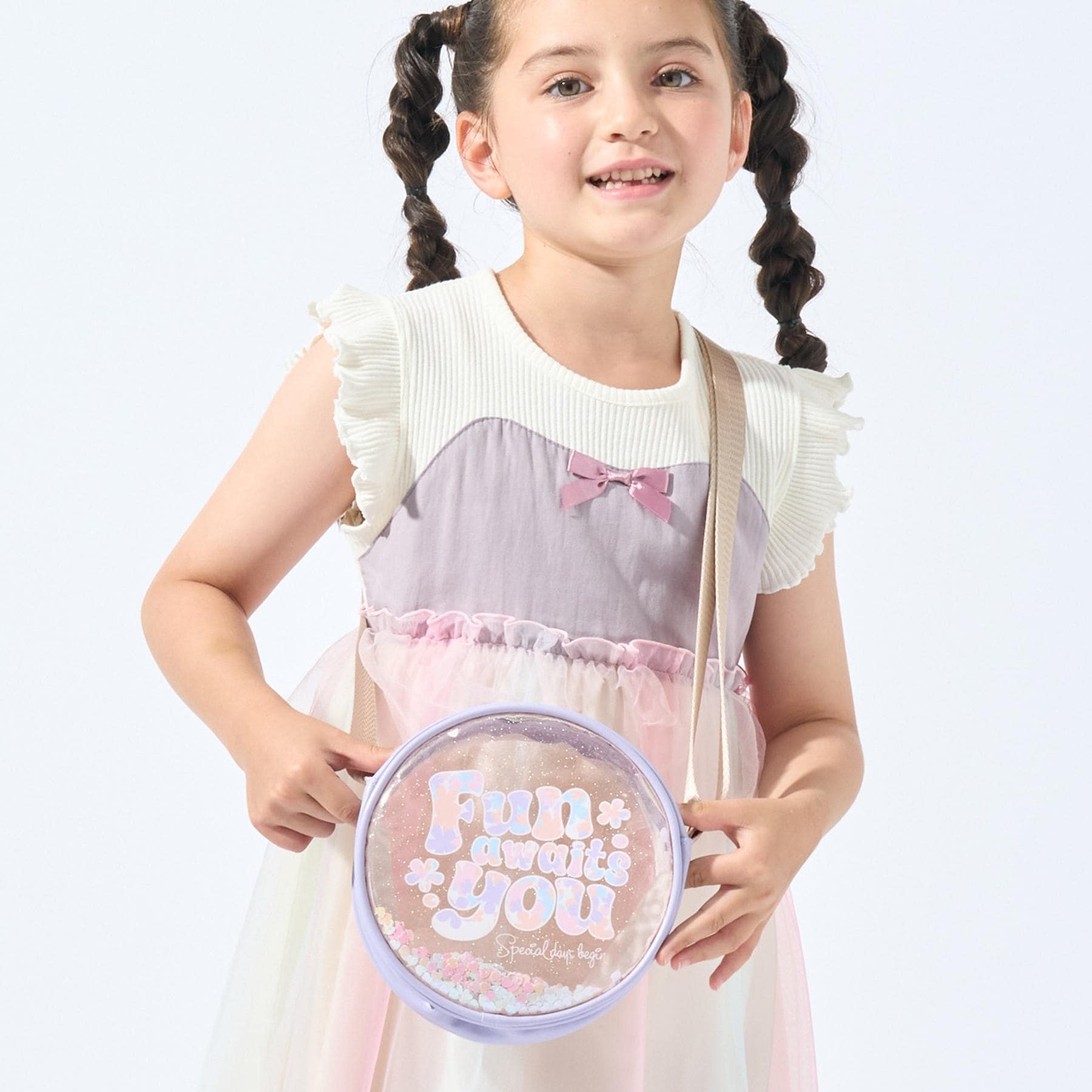 シューラルー キッズ SHOO・LA・RUE／Kids PVCラウンドポシェット （サックスブルー(090)） サックスブルー(090)